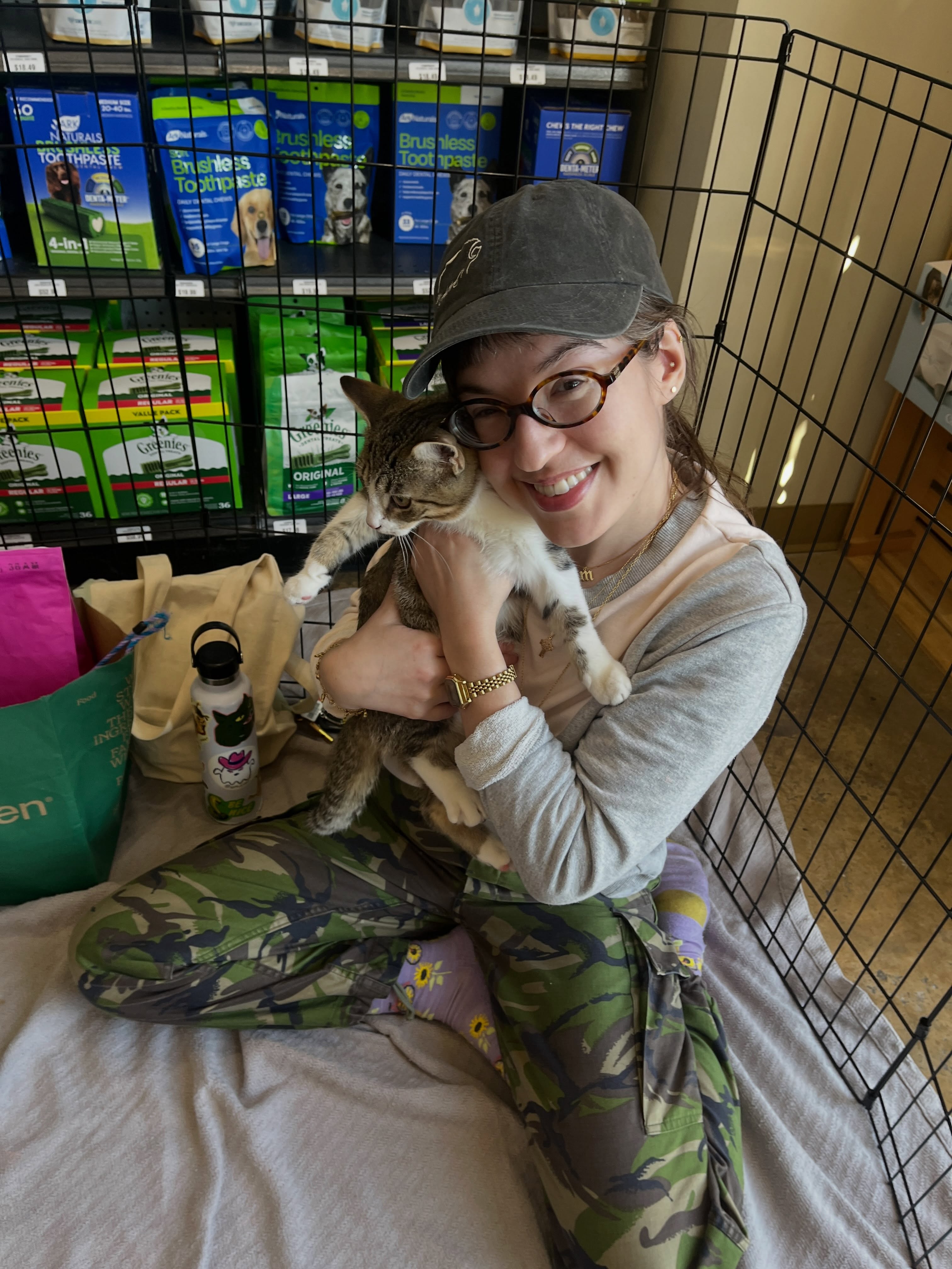 PCR had THREE events yesterday! 🙀 That is a record for a single day! 🎉 Shout out to all of our amazing volunteers and fosters who made these events happen! And of course thank you to our amazing hosts: @atomiconhigh, @dollhouseandco, and @hwfeed for having us! It was such a successful day. 😻