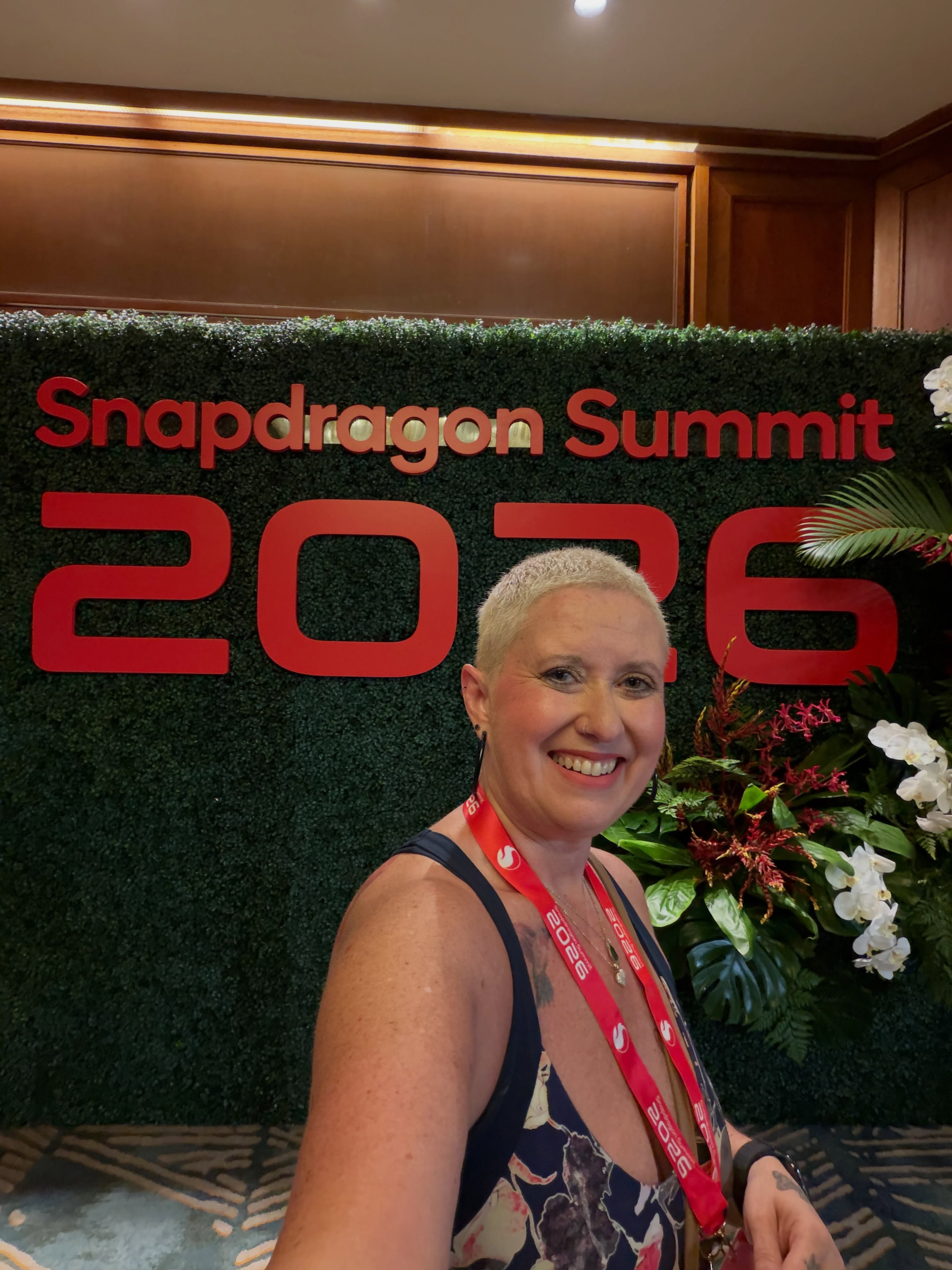 Another Snapdragon Summit done. Maui was lovely, and I also fit in three keynotes, 11 meetings, three demo tours, an interview, an article, a video, two press calls and two client calls, plus a turn as videographer for @circuit_maze and great conversations with industry friends. Work in paradise is still work, just with a better view.🌸😍