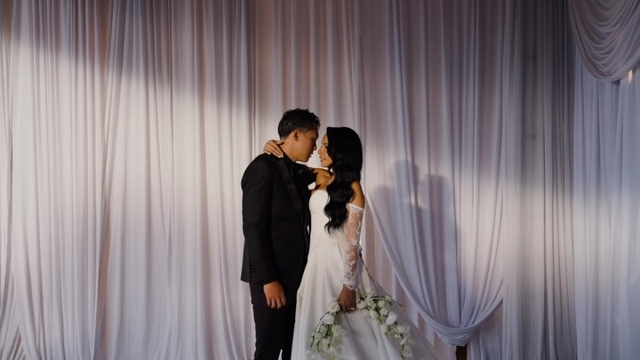 You feel so familiar… I must have loved you in more than one lifetime.
YENIS & SUNG CHOI
A wedding by @celestiaevents
Looking for the magic team? Find it in the tag section
#destinationweddings #isaidyes💍 #bridalwedding #weddingeurope #luxurywedding