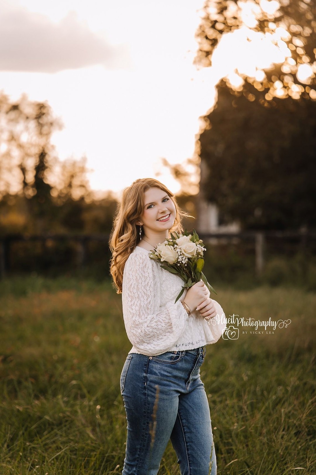 A beautiful season to celebrate who you are and everything ahead. Capture your senior year with portraits that feel as unique as your journey. 🌸
Class of 2027 senior sessions are now booking at www.hueitphotography.com
#ClassOf2027 #SeniorPortraits #SeniorYear #HUEitPhotography