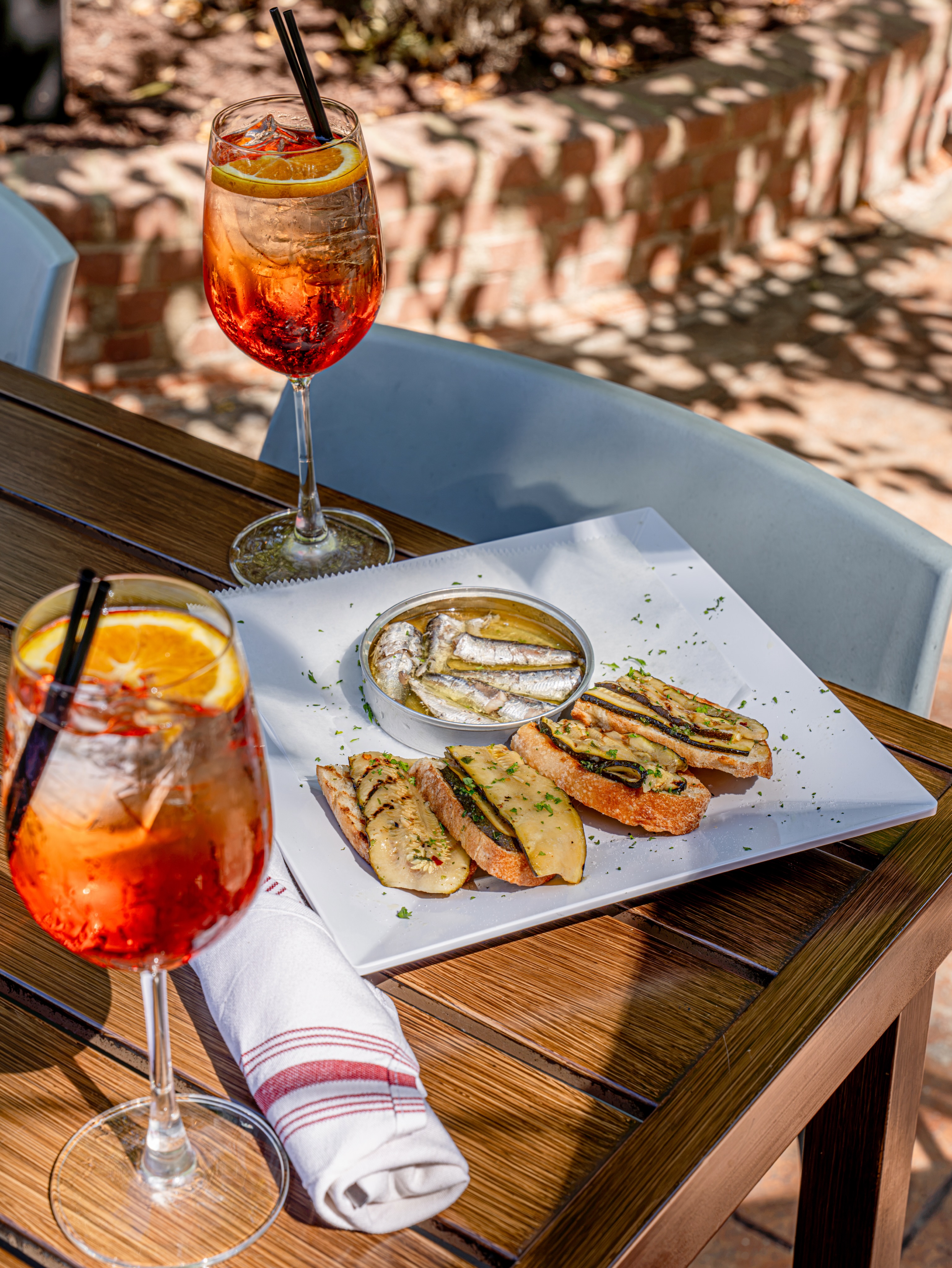 The ultimate Italian starter? Crostini of course!
Who do you share this spread with?