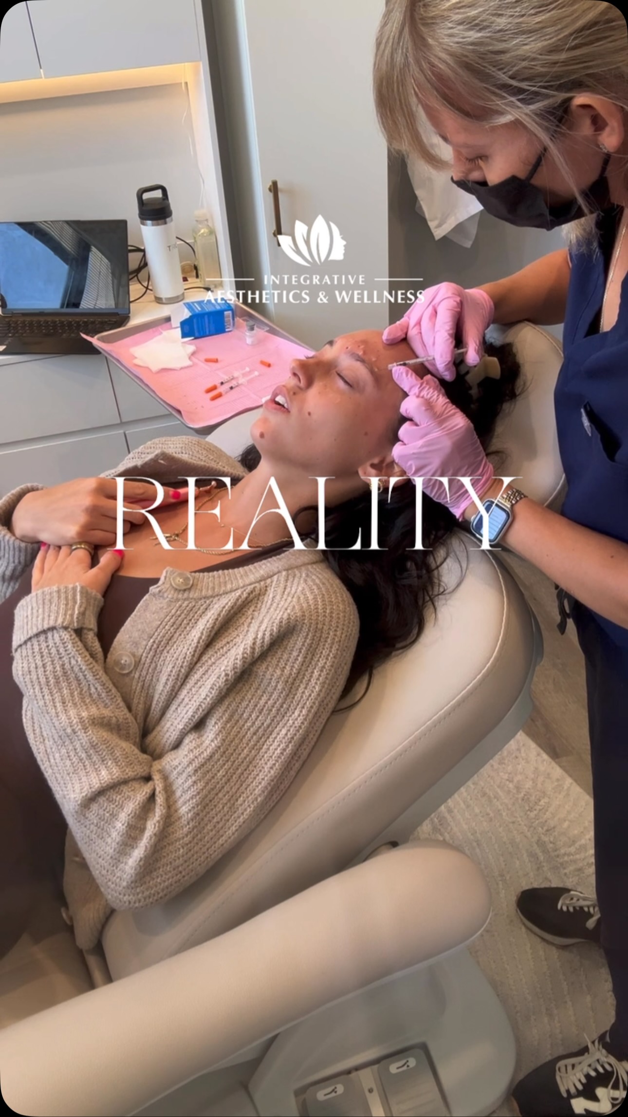 Every tox appointment at Integrative Aesthetics and Wellness starts with a plan built around your face, your goals, and your concerns. No assembly line, no one-size-fits-all.
Today’s lineup:
💉 Classic tox for smooth, natural-looking results
💧 Tox for hyperhidrosis to help tame excessive sweating
What sets us apart:
🔹 One-on-one, personalized consults
🔹 Custom dosing and treatment plans
🔹 Clean, high-quality products only
🔹 Care from an experienced nurse practitioner
Ready for care that actually feels personal? Book your consult📍 Elmhurst, IL
#integrativedermatology #ElmhurstIL #Tox #xeomin #dysport