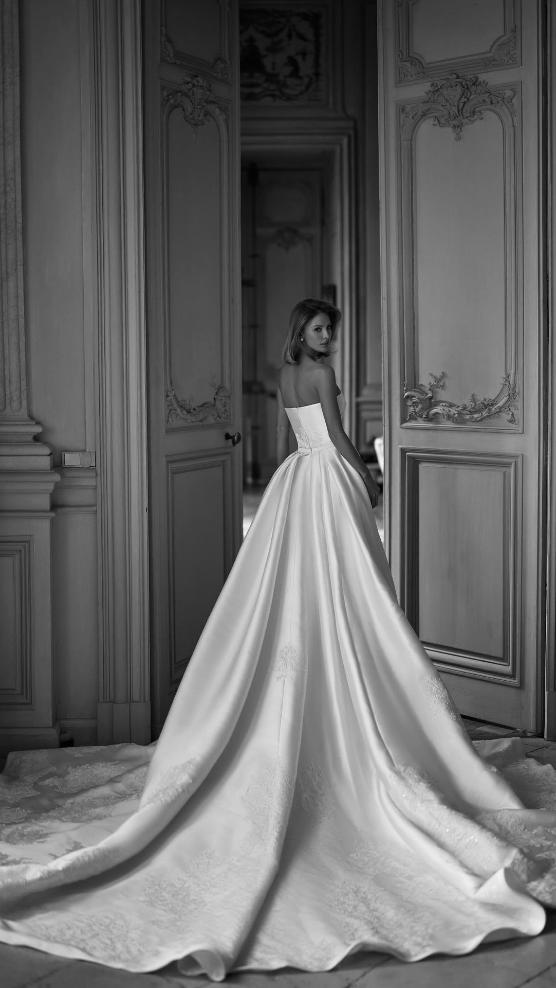 Introducing Dmytra by @millanova, a beautifully sculpted mikado gown blending a modern, clean aesthetic with meticulously crafted baroque drama.
This sleek, fitted silhouette is decorated with floral appliqués and hand-embellished sequins intentionally placed in a flattering, architectural shape.
Finished with a dramatic detachable train, Dmytra has the kind of versatility that makes a gown feel less like a trend and more like something you’ll still love decades from now.
Available at Amanda Ritchey Bridal Loft in Annapolis, Maryland 🤍
.
milla nova wedding dress, dmytra wedding dress, designer wedding dresses, luxury bridal gown, mikado wedding dress, strapless wedding dress, modern romantic bride, annapolis bridal boutique, maryland wedding dress, baltimore bride