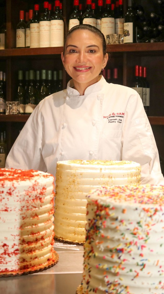 Before she was building seven-layer cakes by hand, Chef Carmen spent over a decade as a criminal judge in Venezuela.
A shift in career brought her to pastry, and eventually to the United States in 2018. Today she's at Nick & Sam's before 5am most mornings, baking and assembling dozens of cake layers by hand before the kitchen even opens for dinner.
The art takes hours. The artist makes it look effortless.
📍 Uptown Dallas | Reserve via link in bio.
#NickAndSams #DallasDining #UptownDallas #DallasRestaurants