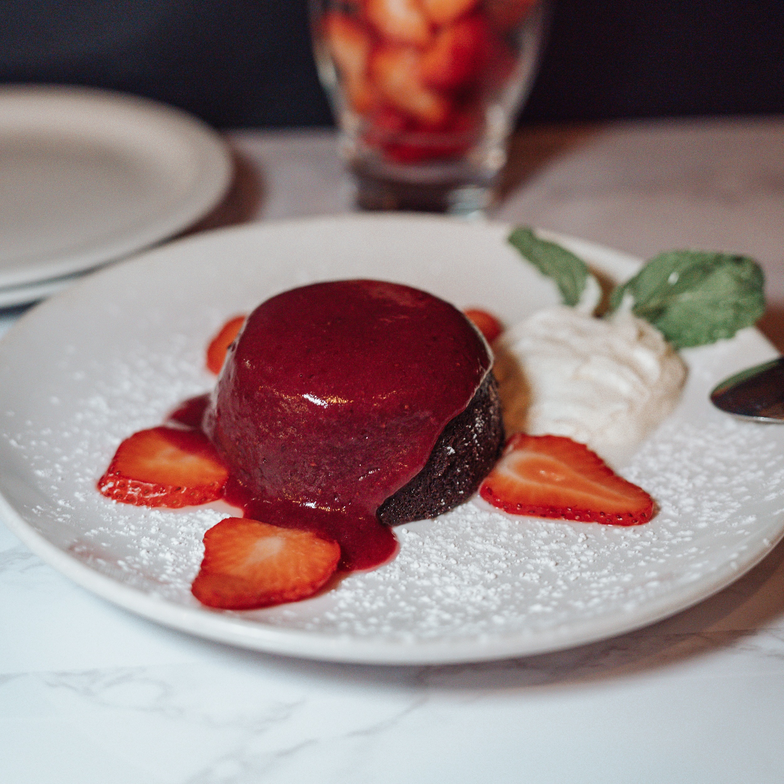 Save room for this one 🍰 Treat yourself to something sweet at The Carvery.
.
.
.
#thecarvery #dessert #longbeachdessert #sweettooth #longbeacheats