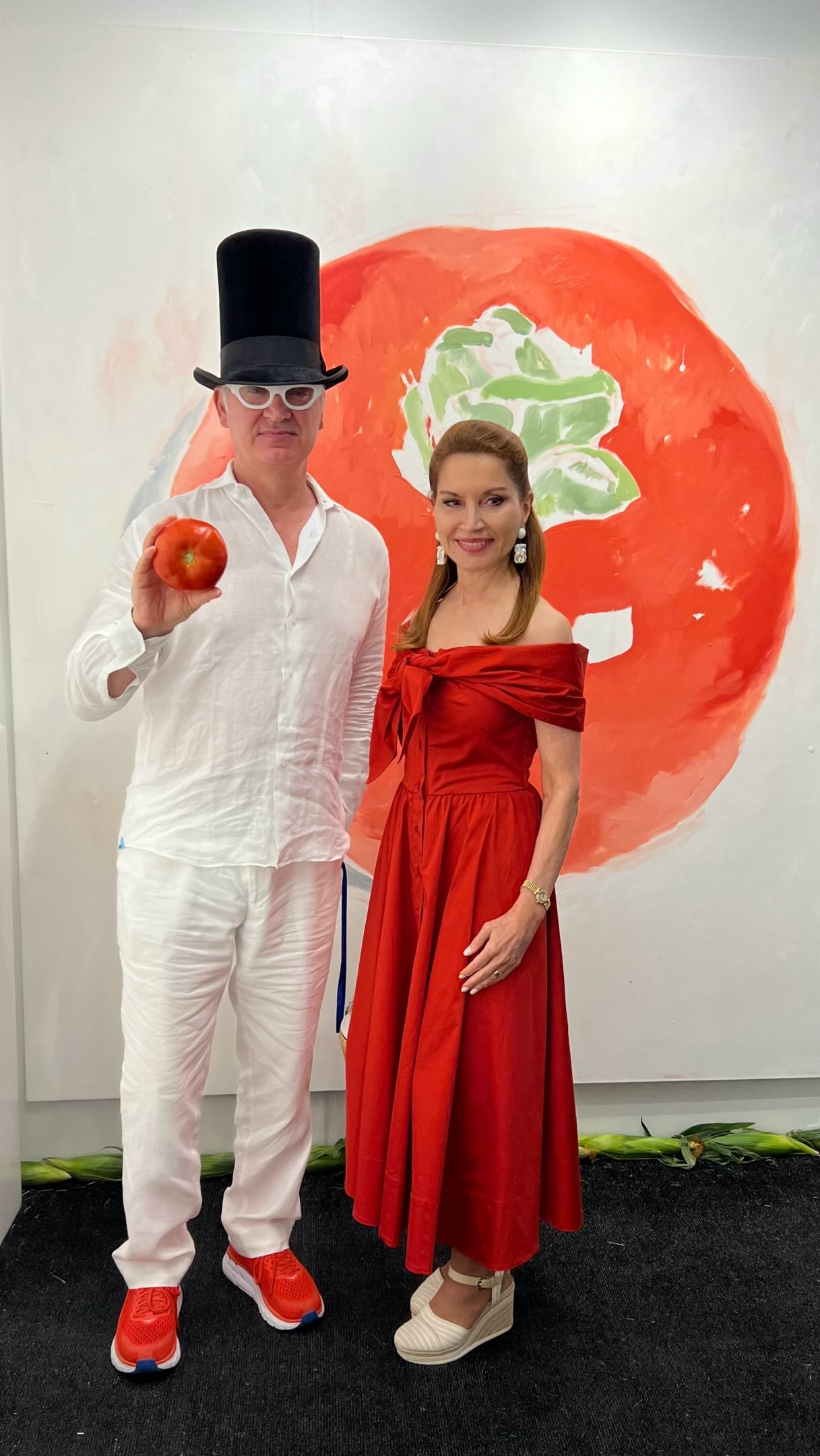 🍅🍅🍅 Secrets of a tomato painter, the power of being here and now, and Da Vinci’s curiosity.
In-depth podcast with Artist Kevin Berlin on “Global Art, Wildlife Conservation & The Creative Process”.
Presidential Scholars Podcast | Link in Bio
Hosted by @pscholars
#podcast #art #kevinberlin