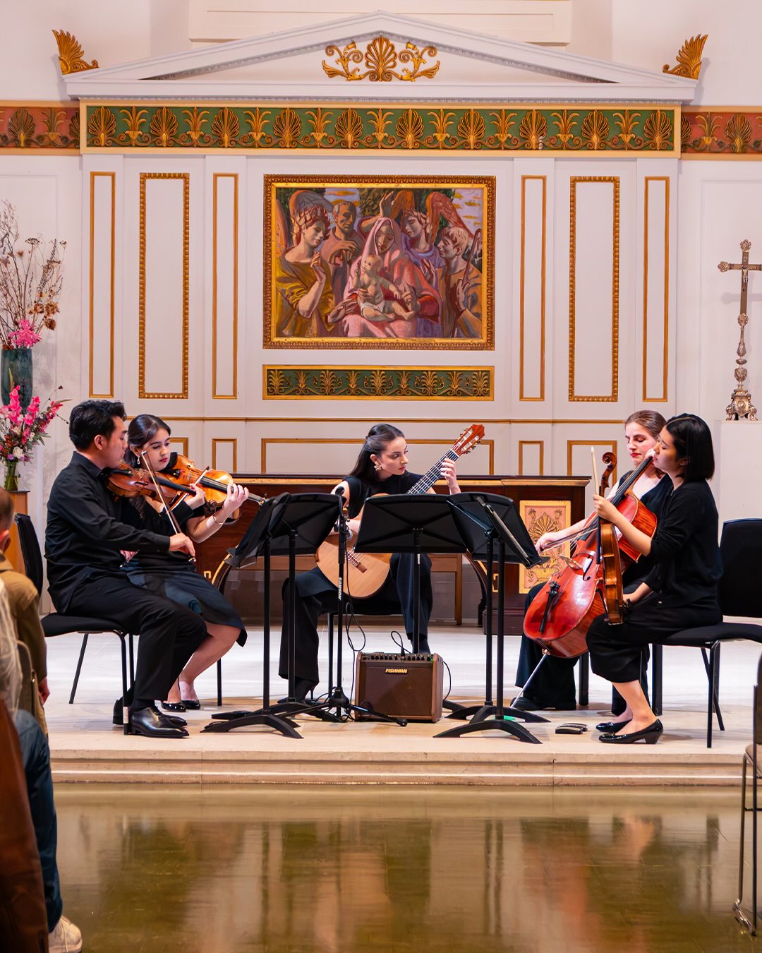 A few moments from the opening concert of our 2026/27 season! 🎶
On Sunday 27 September, we welcomed Alexandra Păceană (guitar) and the Valegro Quartet to St John’s Church for an afternoon of chamber music.
Thank you to the musicians, and to everyone who joined us to celebrate the start of a new season. It was a pleasure to bring performers and audiences together again.
Enjoy this glimpse of the evening, we look forward to welcoming you to our next concert! Check out our website for more details, link in bio!
#LondonChamberMusicSociety #LCMS #ChamberMusic #LiveMusicLondon #ClassicalMusic
