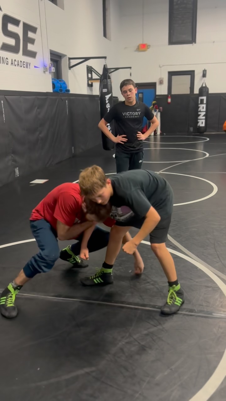 HS room was WORKING this week🔥
Details. Reps. Progress.
Join us before the season starts. Activate your free trial at risewrestlingacademy.com 💪