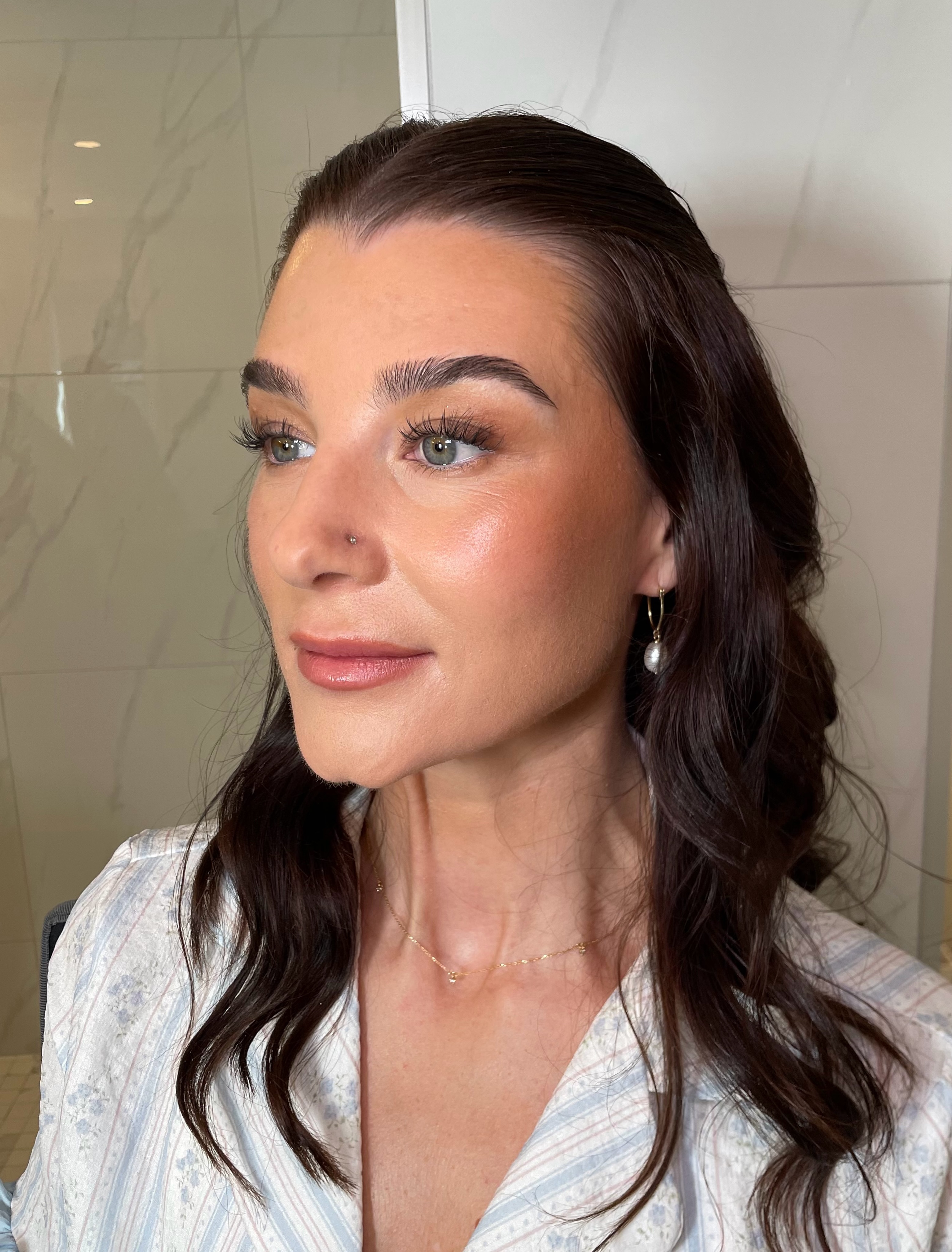 Glowy natural glam on this beautiful bridesmaid @oliviakulchyk ✨
Want the exact shades and colours? Comment “GLOW” and I’ll send you the links 💌
Products Used:
Foundation - @armanibeauty
Concealer - @natashadenonabeauty
Blush - @narsissist
Bronzer - @charlottetilbury
Powder - @hudabeauty
Eyebrow - @anastasiabeverlyhills @refybeauty
Mascara - @lancomeofficial
Eyeshadow - @patricktabeauty
Lashes - @ardellbeauty
Lip Liner - @maccosmetics
Lipstick - @westmanatelier
#bridalmakeup #torontomakeupartist #purpleblush #bridalmakeupartist glowymakeup