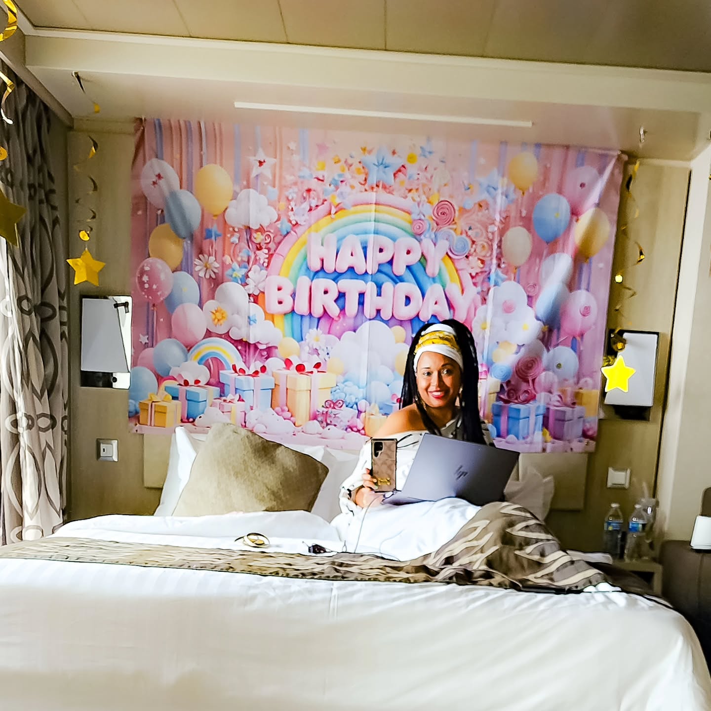 Happy Birthday to ME! I'm currently in Cozumel, Mexico! Yesterday was in Honduras! Enjoying this getaway during a hard time in my life!
I appreciated my stateroom attendant, Jenalyn decorating my cabin so I could have the cutest cabin ever!
#birthday #Honduras #Cozumel #CostaMaya