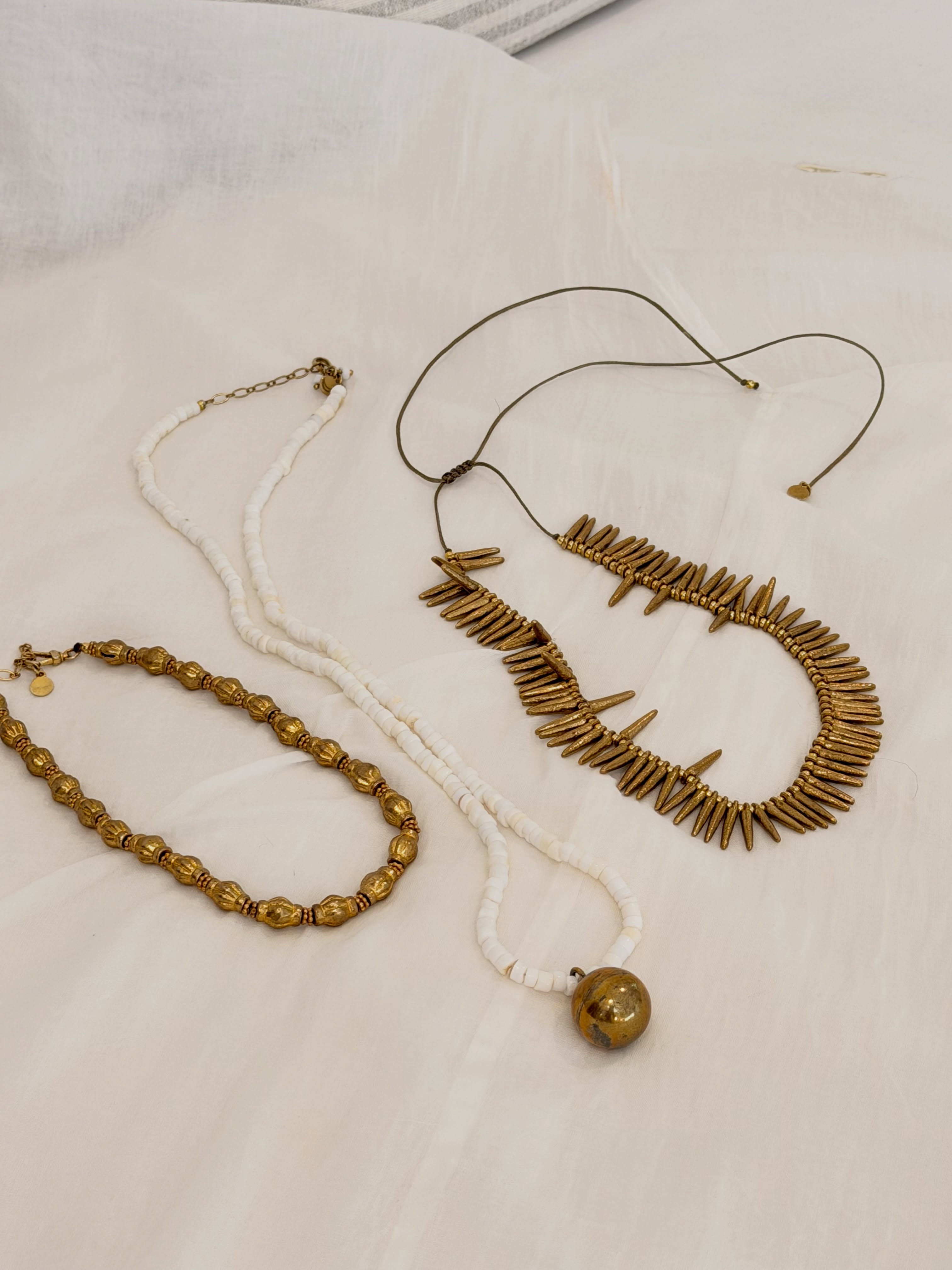Pieces that become part of your presence.
Bold forms. Ancient textures. Jewels for the woman who has never needed permission to be remarkable.
Find your remarkable piece.