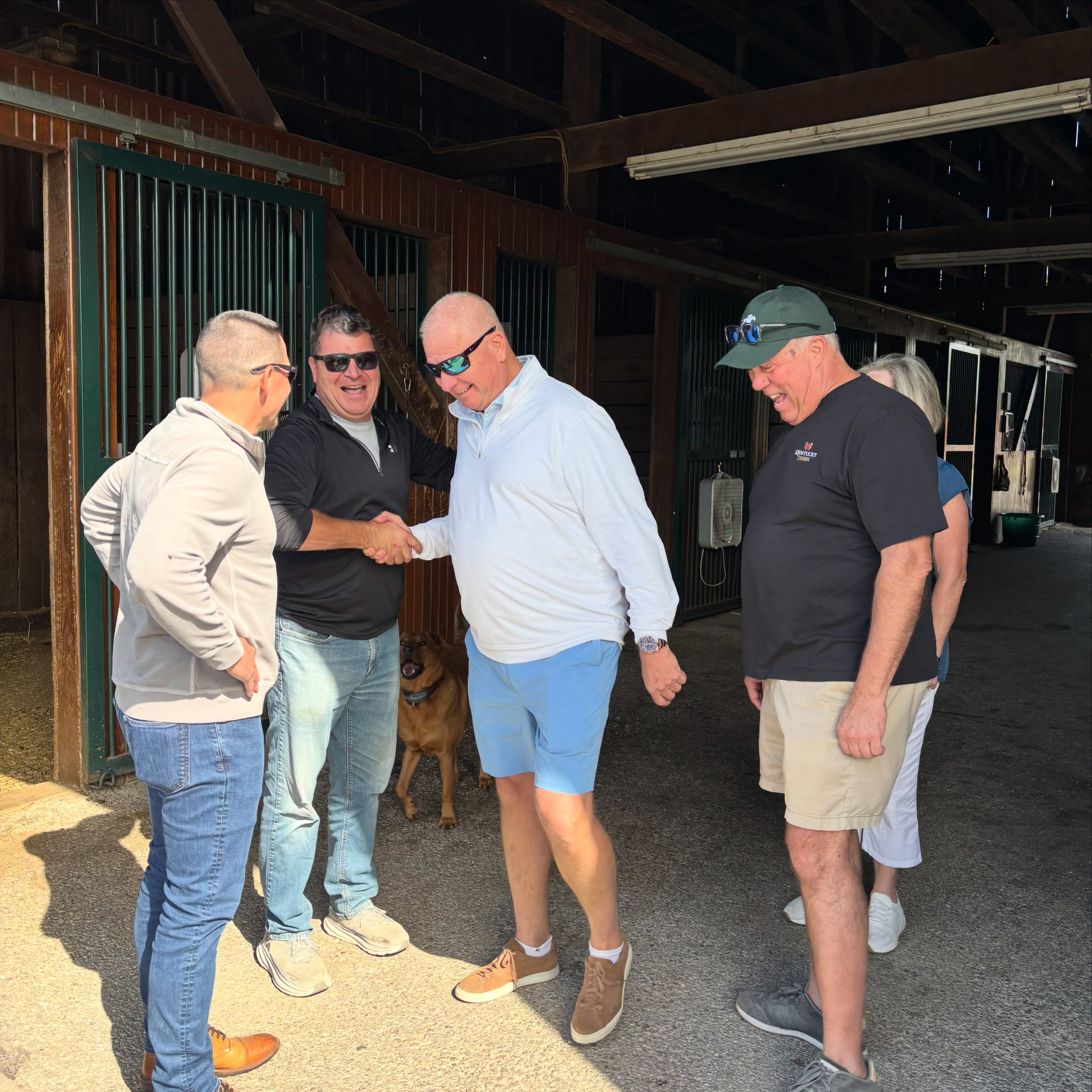A great morning at the barn with Jim and Sue Gilmore of Gap View Stables. 🐴☀️
Jim and Sue are partners with Bourbon Lane on Major Bourbon and Fast and Flirty, and we always enjoy having them out to spend time with the horses and the team.
Grateful for great partners, good horses and mornings like these. ⭐