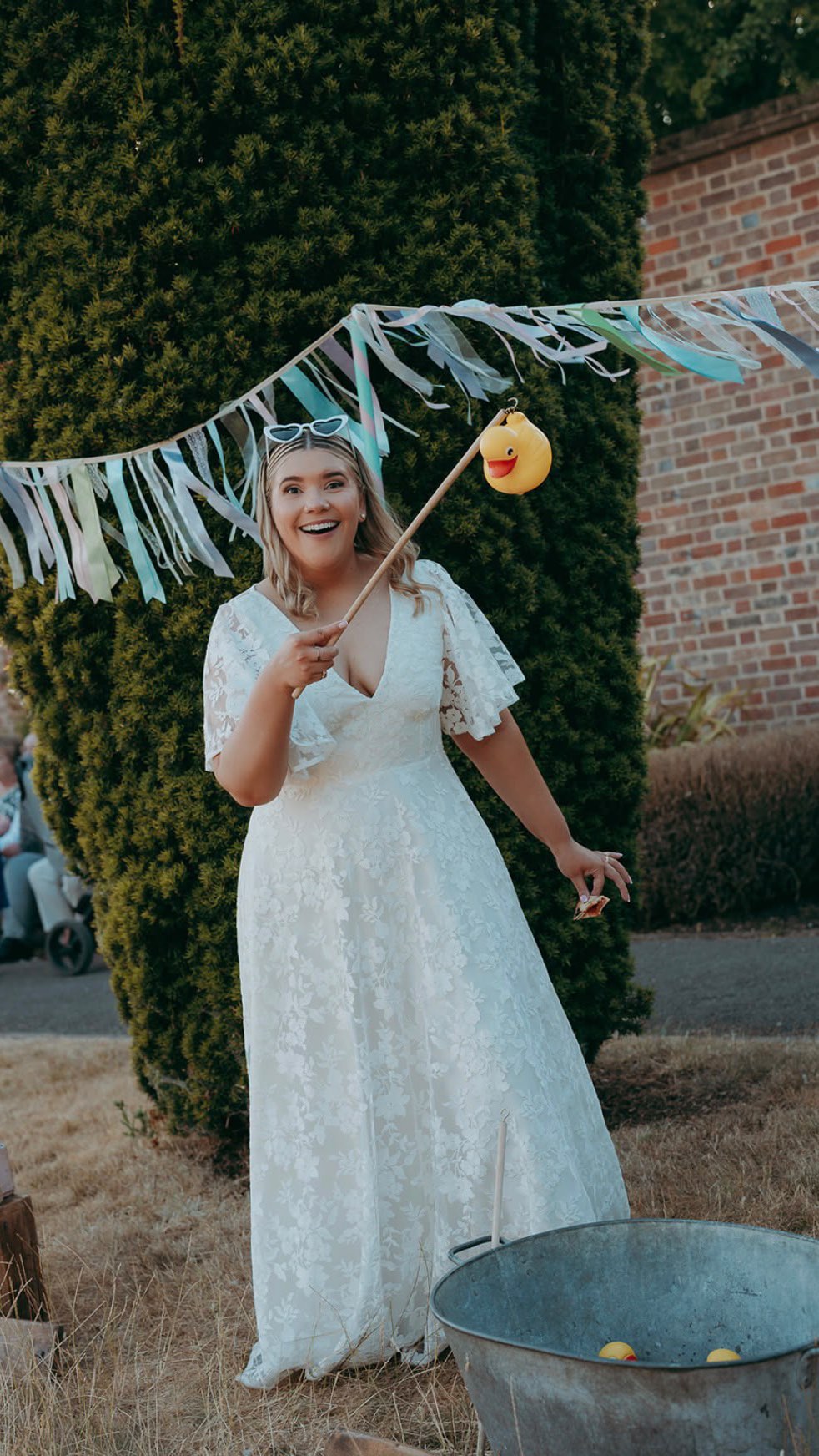 …… and the secret is to book us, and your photographer will thank you for it too. Entertaining lots of guests at once
Thank you @beckiidoyle for sharing your beautiful pics with us and @marcusclarke_photography for capturing them. At @stockwooddiscoverycentre
#ihavethebestcouples #onlyfuncouplesplease #smilesallround #explorepage #weddinginspiration