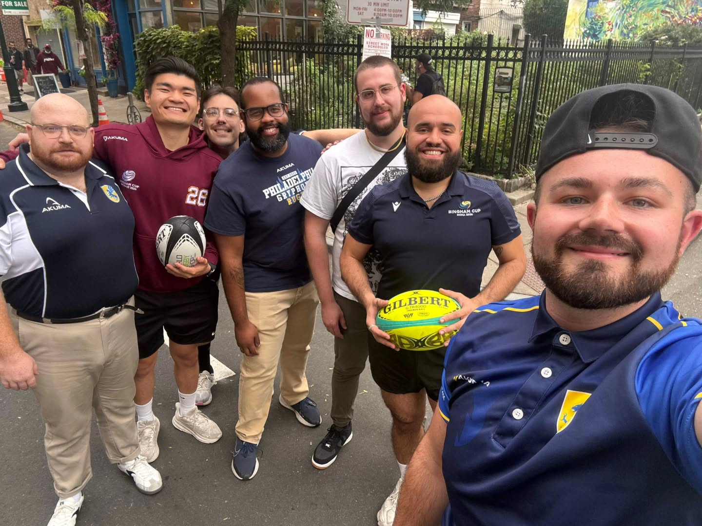 Shout out to this Pride of Gryphons for representing our Club at Feeling Good in the Gayborhood last week!
We appreciate you taking time out of your day to promote our Club and we appreciate everyone stopping by to learn about us!
The Philly Gryphons are always accepting new members, any time of year, regardless of skill/experience level so let us know if you're interested in giving Gryphons Rugby a try! #Rugby #Pride #GrowTheGame