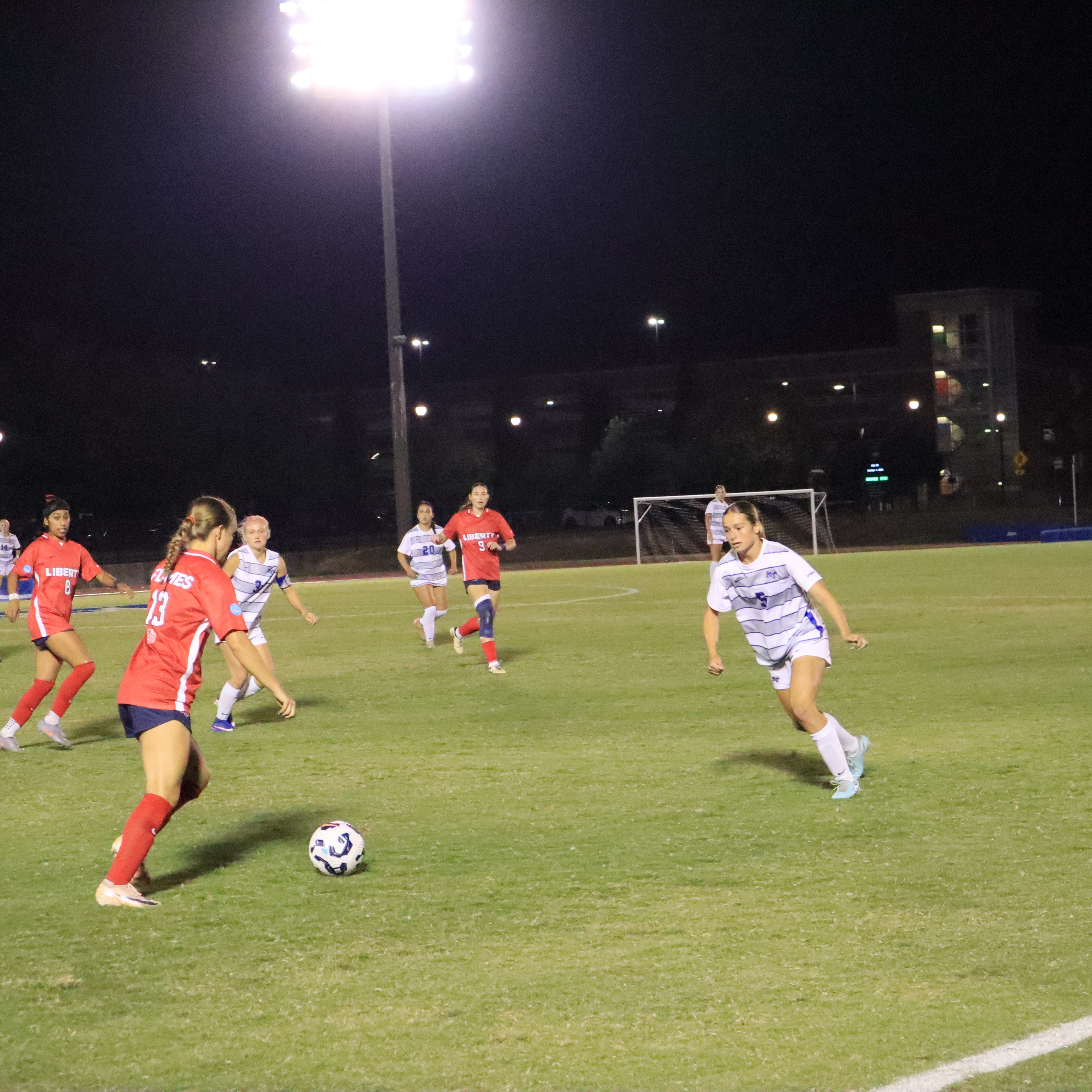 Heartbreak in a tight one 😤 Liberty 2, MTSU 1. Ania Denham with the late goal, Demi Gronauer solid between the posts, and the Raiders competing until the end. Keep pushing. #TrueBlue #MTSUSoccer #AniaDenham #HaileyPhillips #BlueRaiders
