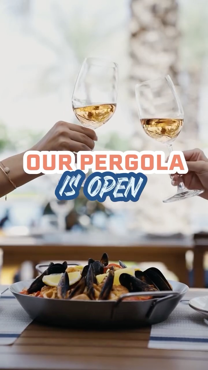 Long lunches, fresh seafood, sea breeze and everyone gathered around the table. The good times have officially moved outside at Aprons & Hammers Beach House. ☀️🦀
Bring your family, round up your friends and settle in under our open-air pergola for good food and even better company by the sea.
Book your table outside: +971 56 238 1677
Shoreline 10, Palm Jumeirah
#ApronsAndHammers #FunDining #DubaiDining #PalmJumeirah
