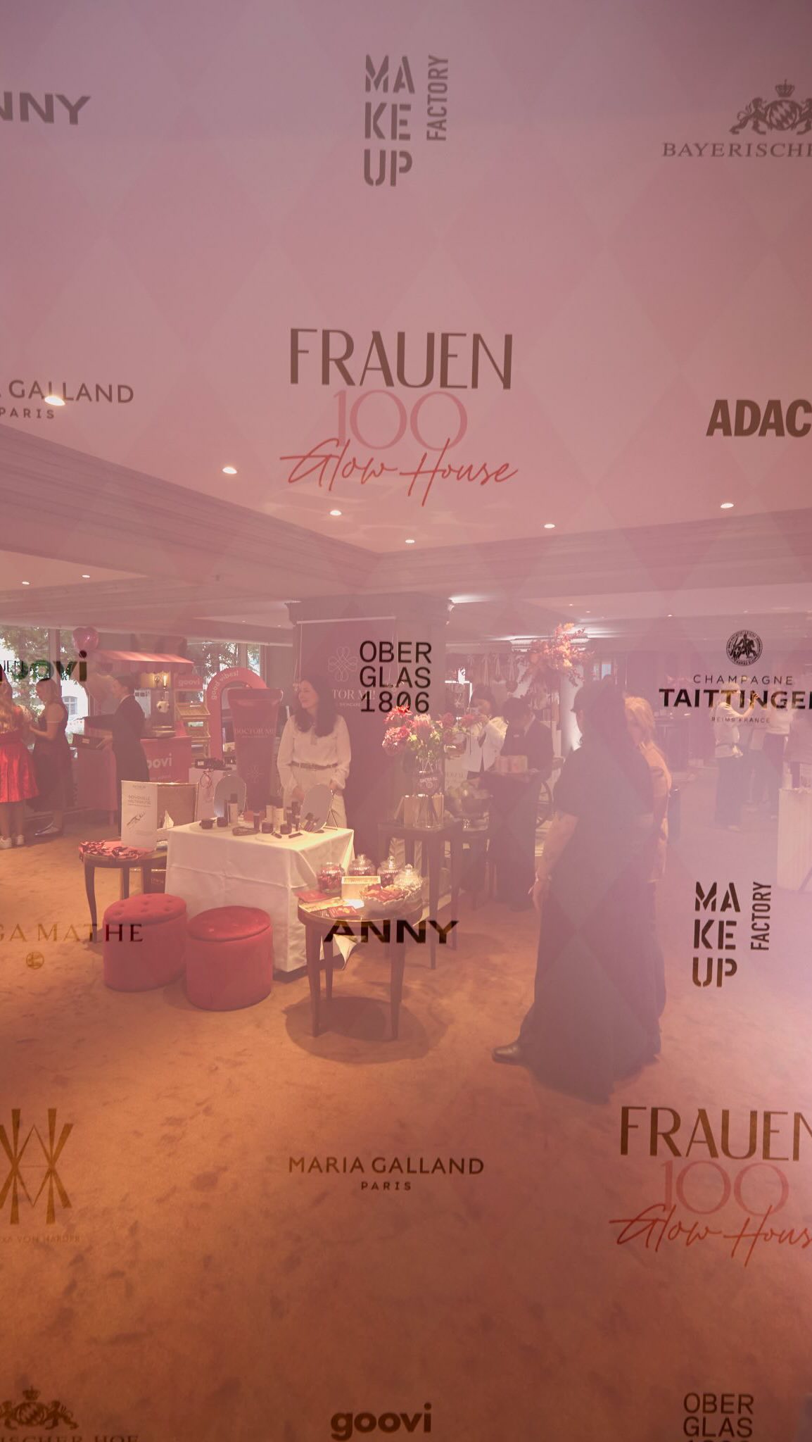 Das war unser FRAUEN100 Glow House 2026 💖🧖♀️💄💅🏻
#Getyourglowon #selfcare #gettingready #frauen100