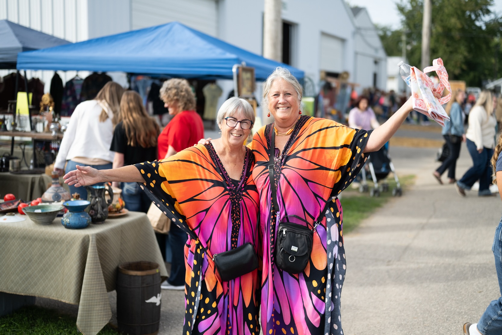 Looking through these memories from the fall flea brings so much joy!
The most beautiful two days of togetherness and fun!
More photos coming soon!