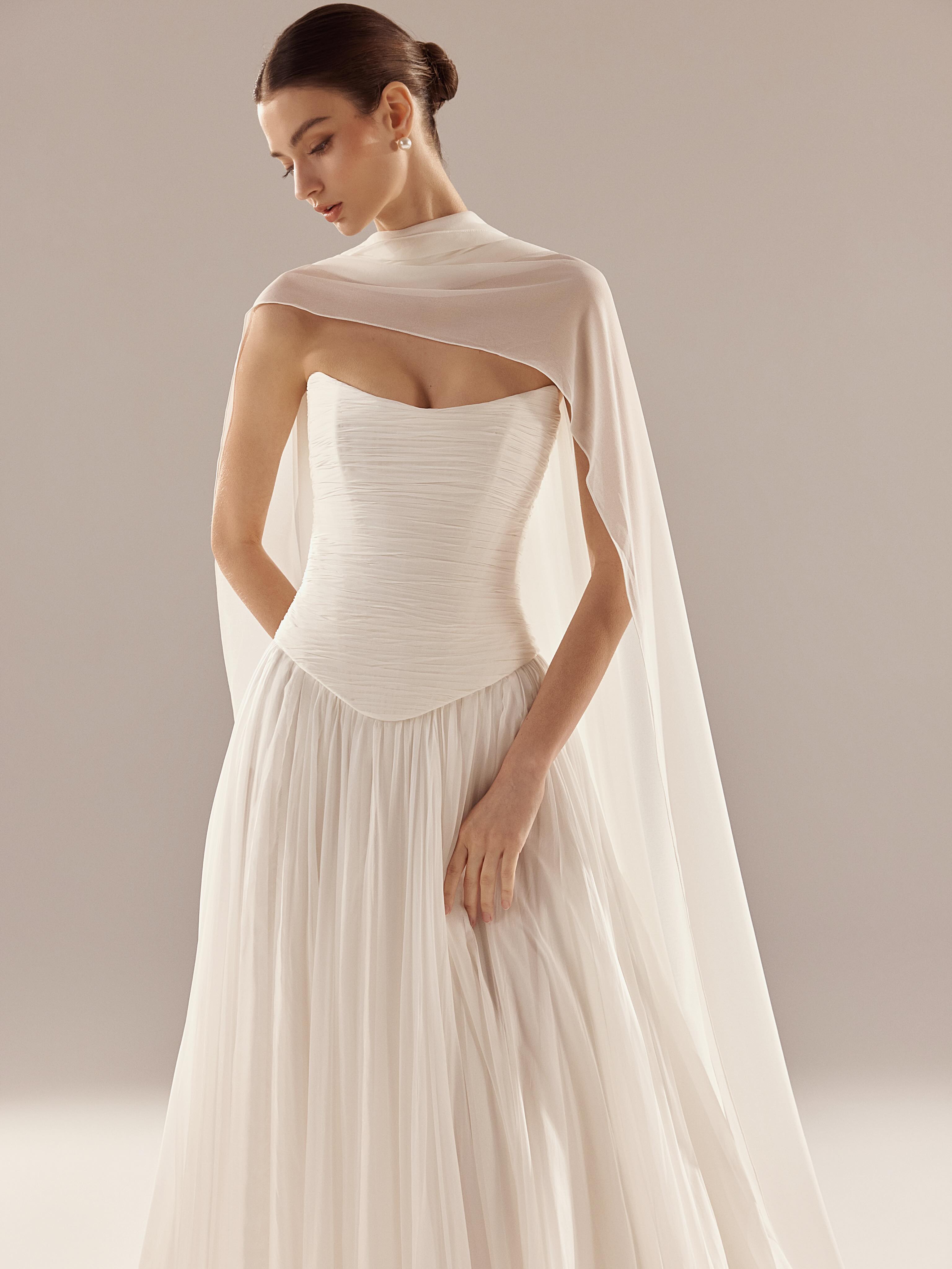 Pure silk. Pure romance. 🤍
Crafted from 100% silk, this gown pairs a softly draped corset bodice with a sculpted basque waist and an effortlessly flowing skirt. Finished with a delicate bridal scarf for a modern, ethereal touch.
Understated, romantic, and made to move beautifully.
Discover it at Cherie Amor Bridal in Orange County, California.
Book your bridal appointment through the link in bio.
#orangecountybride #silkweddingdress #2027bride #socalbride #cherieamorbridal