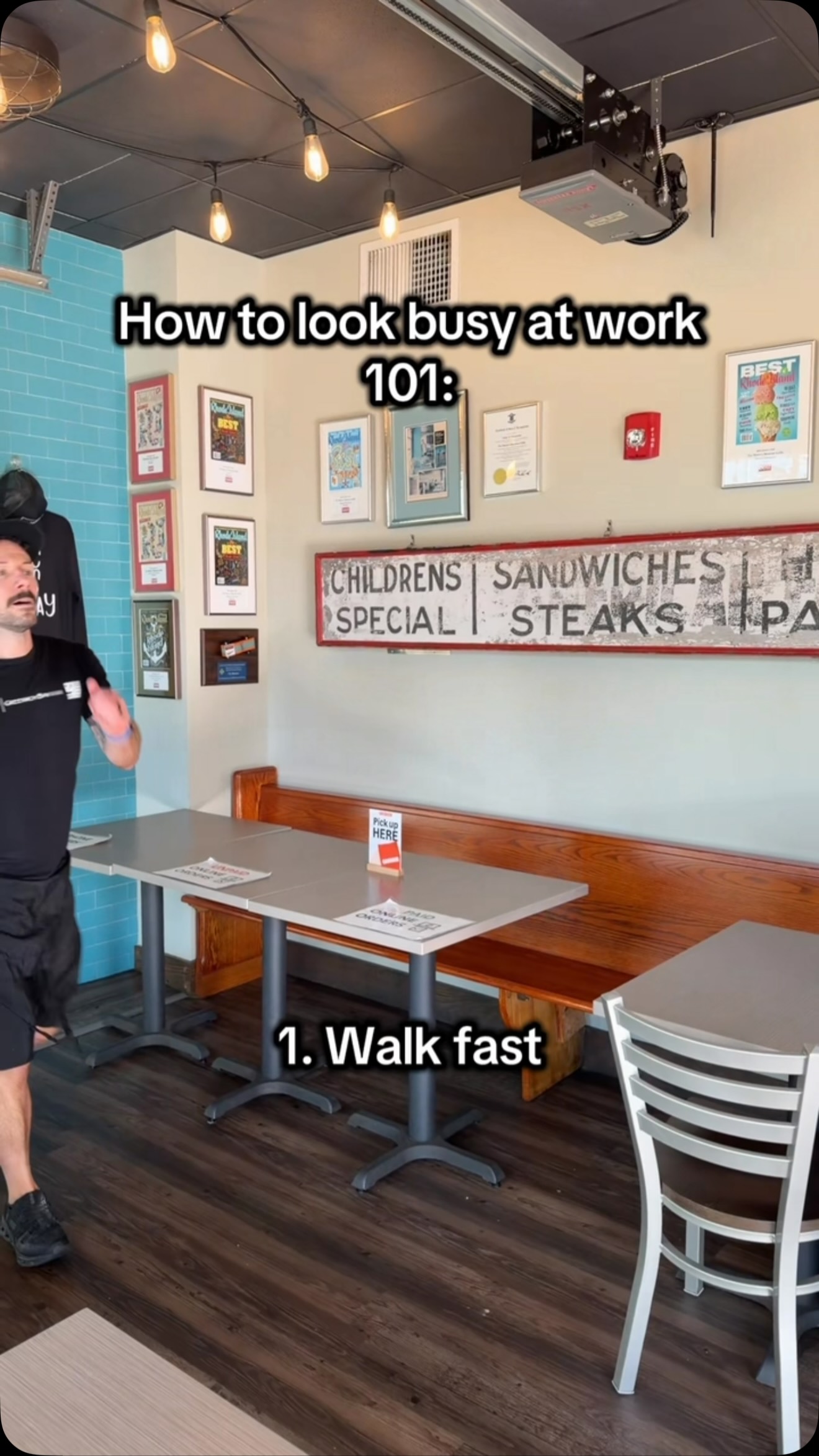 He’s got it down to a science
#RestaurantLife #SmallBusinessHumor #WorkHumor #ServerLife #kitchenlife