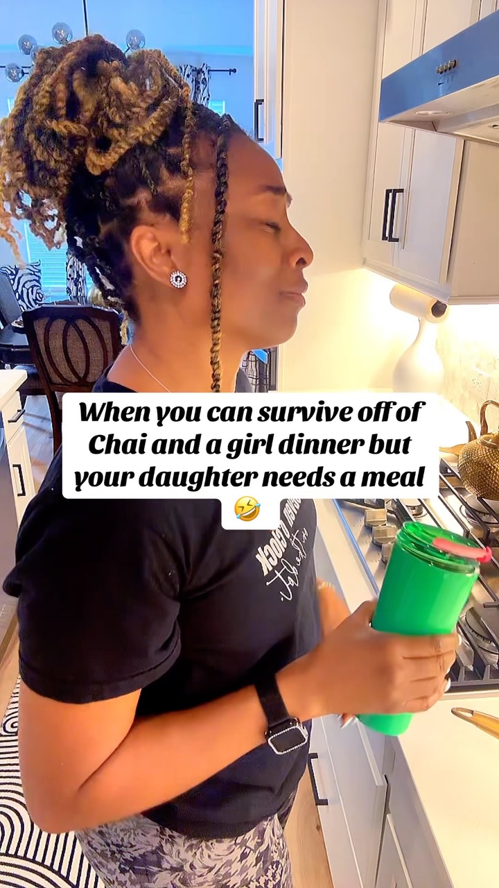 So what’s for dinner 🍽️ 🤭 #girldinner #cookwithme