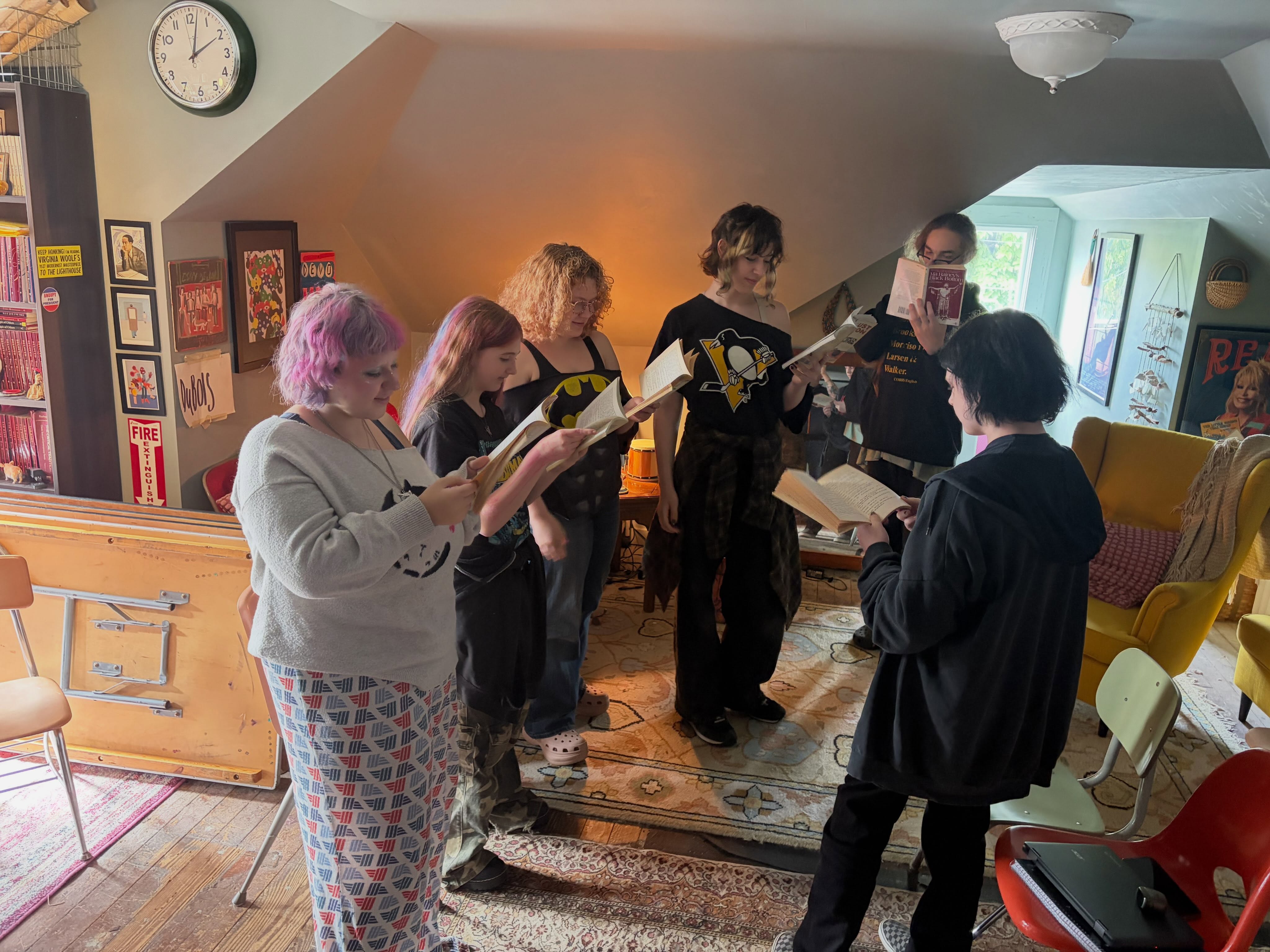 This trimester we have an English class reading all 10 of August Wilson’s Century or as well prefer Pittsburgh Cycle of plays. Yesterday we staged part of Ma Rainy’s Black Bottom!
#pittsburgh #theater #augustwilson #english #youbelongatcobhs