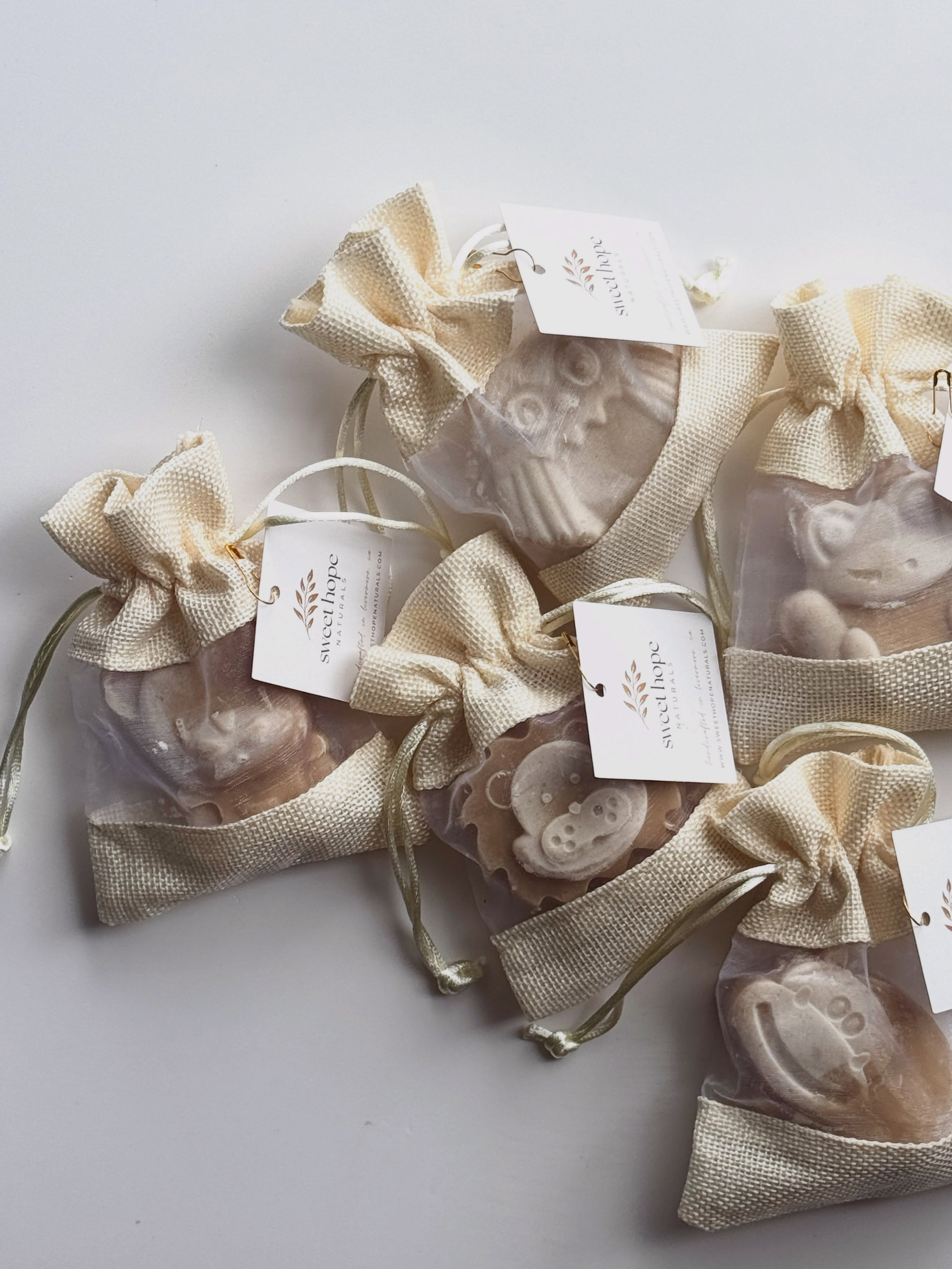 baby buttermilk soap is back ✨
A customer favorite made for little ones with oatmeal, buttermilk, chamomile, and lavender