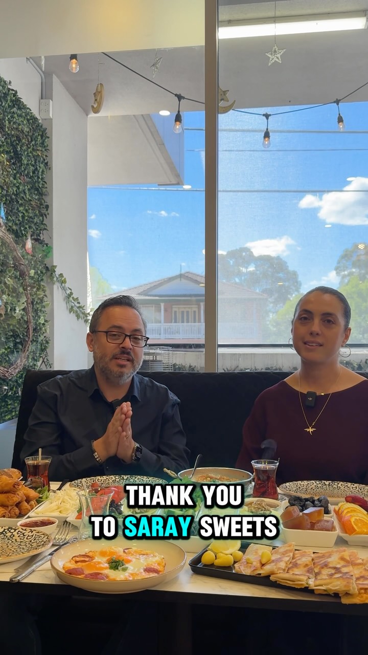 💙 PROUD SPONSOR SPOTLIGHT — SARAY SWEETS SYDNEY 💙
When you’re in Sydney and craving authentic Turkish flavours, Saray Sweets is a name that needs little introduction! 🇹🇷☕️🧿
As a proud sponsor of İsmail YK Sydney, we dropped in to catch up with Aslı, enjoy one of our favourite Turkish breakfasts in Sydney, and discover what’s new at Saray Sweets 😍
And there’s plenty to discover!
From their incredible Turkish breakfast and house-made kaymak, to traditional pumpkin slice, walnut jam and their latest range of Turkish delights imported directly from Adana — including sugar-free options — there’s always something new waiting on the table 🍯☕️🍬
And when they tell us those Turkish delights can go from being freshly made in Türkiye to the table in Sydney in around three days… you know we had to try them! 🤤
A massive THANK YOU to Aslı and the entire Saray Sweets team for getting behind Turkuaz & Wish Events and proudly supporting İsmail YK Sydney. Your support of our events is also support for the wider community, and we truly appreciate it 🤝❤️
Of course, everything was going perfectly normally…
Until we noticed someone very familiar inside Saray Sweets 👀😂
Watch until the end to see who joined us… 🤩🎶🔥
🎤 İSMAİL YK — LIVE IN SYDNEY
📅 Saturday, 10 October 2026
📍 Factory Theatre, Marrickville
🎧 DJ Tansu • DJ Yusuf Steel
🎟️ www.turkuaz.com.au
Thank you Saray Sweets for being part of the İsmail YK Australia Tour journey! 💙
Sydney… only days to go! 🇦🇺🔥
🔥 BU GECE KAÇMAZ! 🔥
#SaraySweets #İsmailYK #Turkuaz #WishEvents #sydney