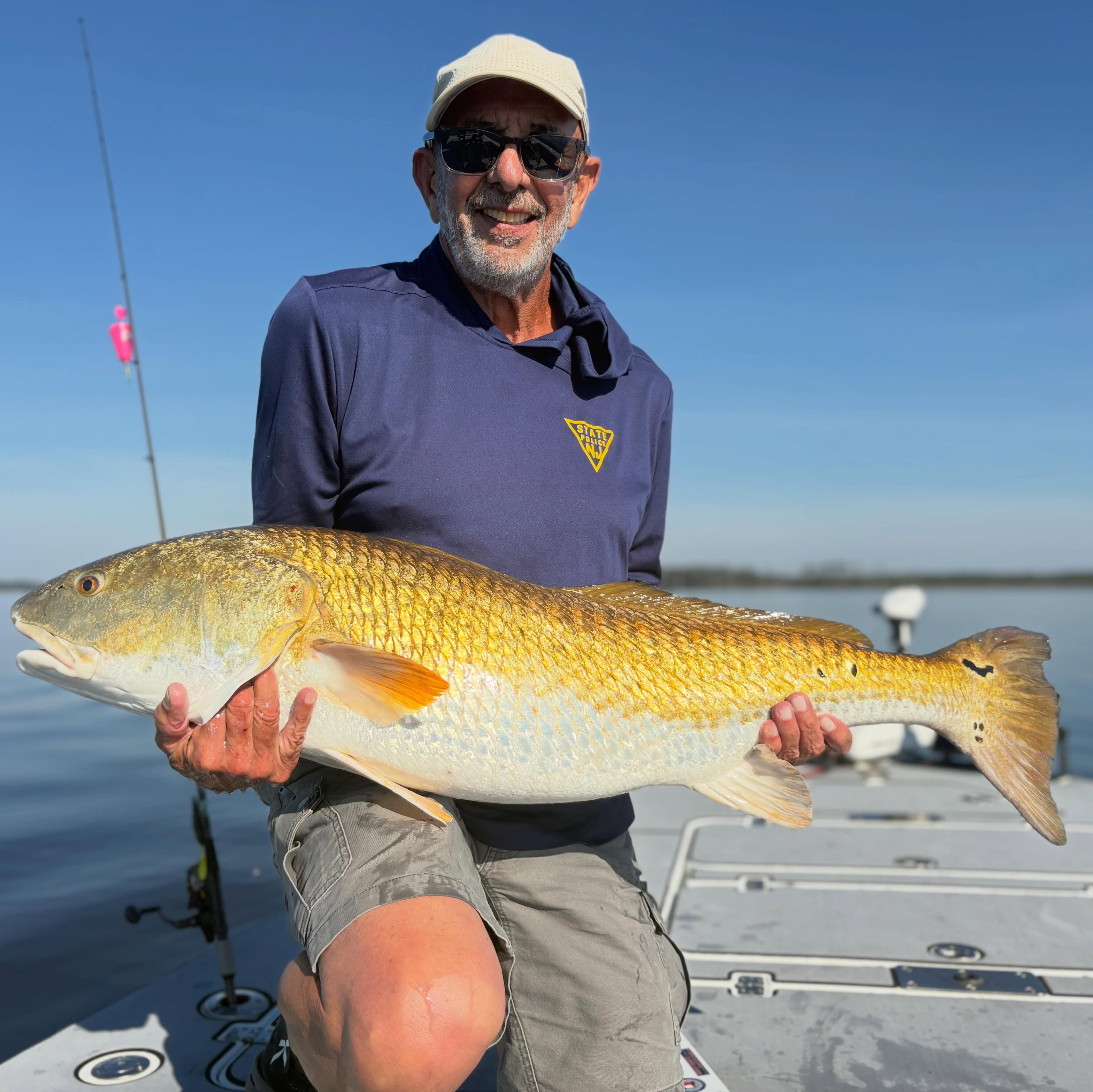 Made the full circle today on the Pamlico with @carlscrivani. We started out with trout catching triple digits but no keepers in the mix, but very good to see the numbers. Caught a handful of flounder , blues and Carl went 4/9 on the bull reds on a cork, those red rascals had extra zig to the zag today but we had a blast. Enjoyed it man! #inshoreslam #bullreds #trout #flounder #goodday