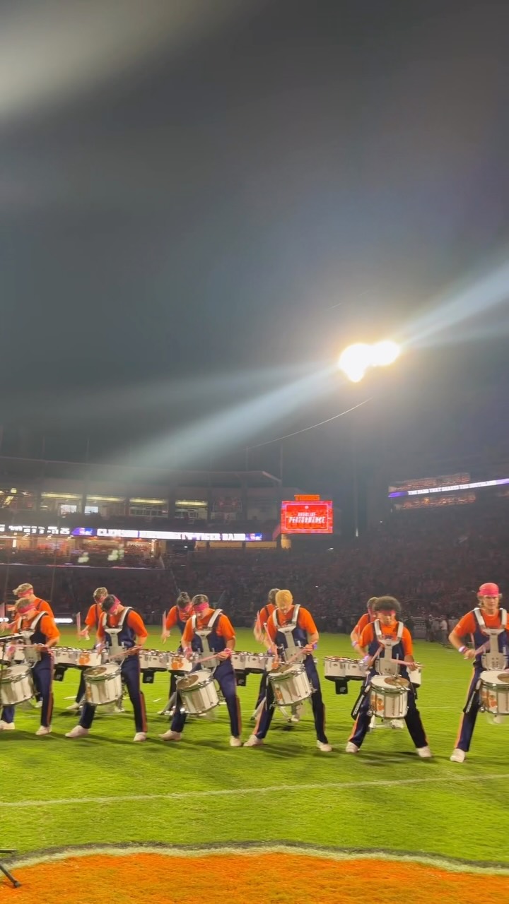 Peer into the gameday experience of the Clemson University Drumline!
It starts 5 hours before kickoff with a rehearsal, then 90 minutes before kickoff they play in the amphitheater for thousands, before leading the parade into the stadium. After that, they play the iconic Clemson Pregame experience, halftime show, then a 3rd quarter feature with choreography and music, ALL before ending the game with a post-game feature!
Sun up to sun down, these performers are incredible! Couldn’t be more thankful for the incredible first year here 🐅 Go Tigers! @cutigerband @clemson_drumline
#clemsontigers🐯 #percussion #drumline