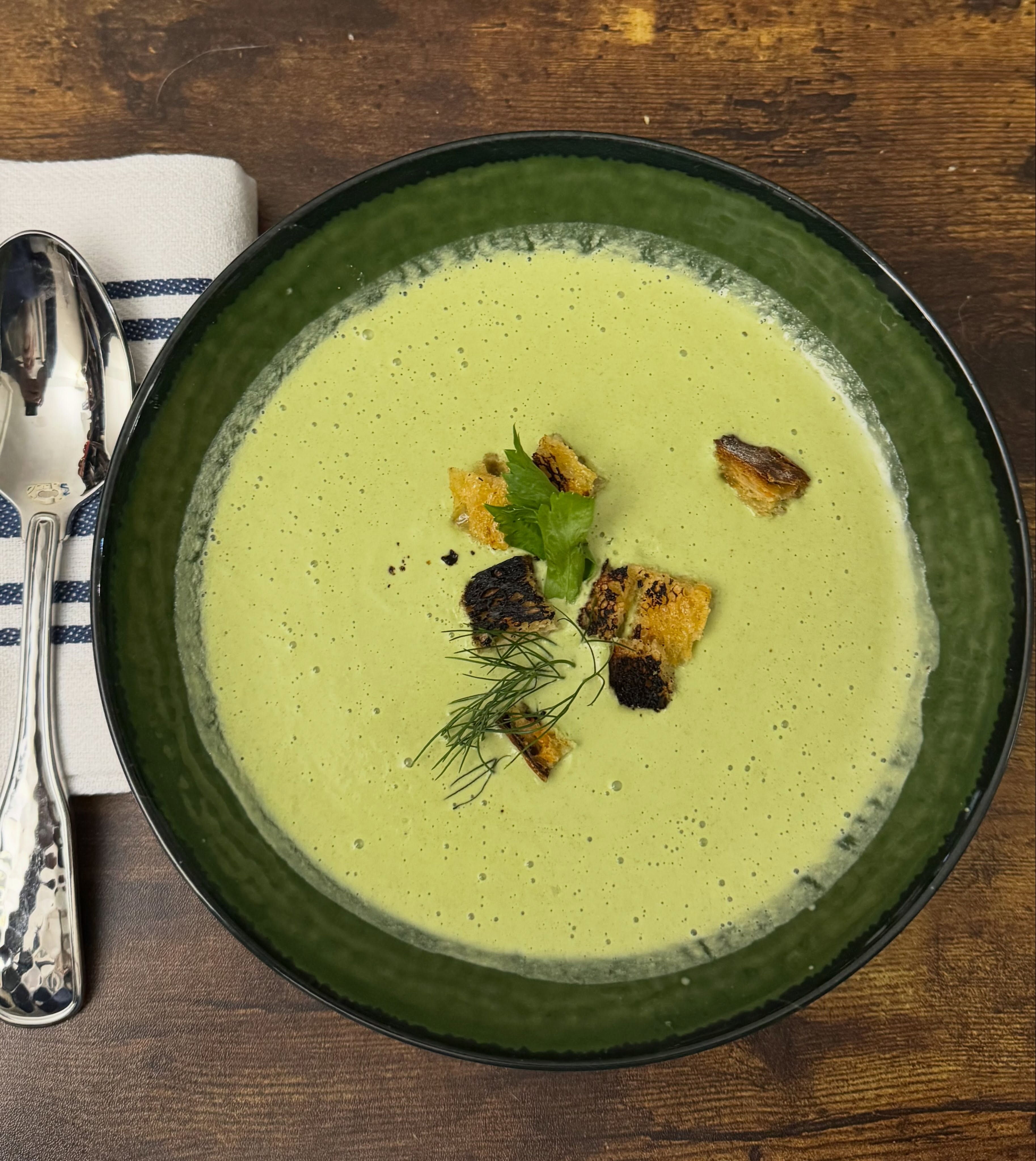Farmers Market Celery and Fennel Soup. Made in my Vita-mix. this keto friendly hot soup, is very easily made. From the farmers market young fennel and celery, a handful of raw (18)almonds, clove of peeled, garlic, white pepper, 3/4 of a cup of water, a quarter of a cup of half-and-half, teaspoon of toasted fennel seeds. then put all of these ingredients into the Vita-mix, press the soup function button, and six minutes later steaming hot soup ready to be tasted for any additional seasonings.
I garnished with toasted jalapeño cheddar sourdough croutons made from #ourdailybread in the market.
Very minimal carbs, reduced further by omitting the dairy. #vitamixrecipes #farmersmarket #eatexploredrink42 #ketosoup