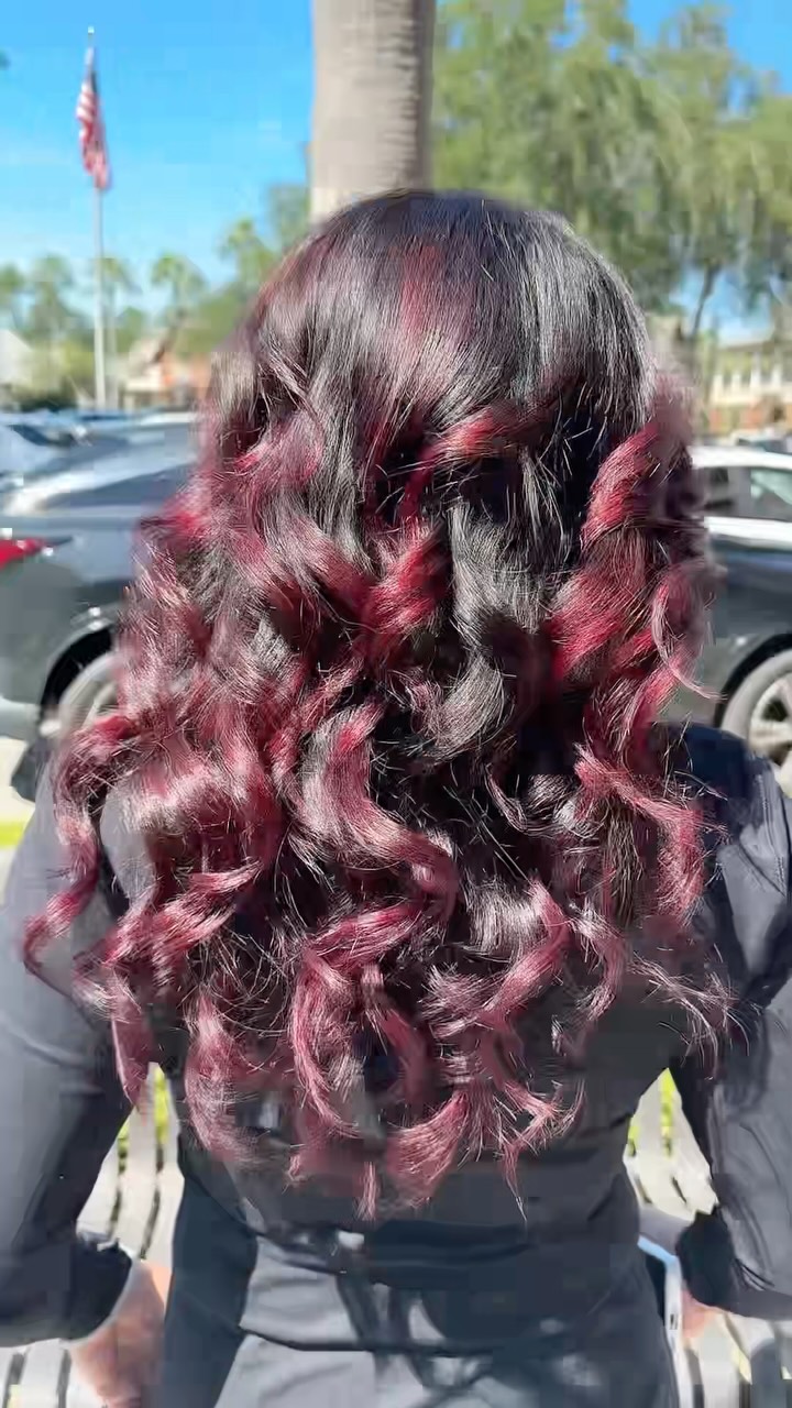 ✨ STYLIST HIGHLIGHT ✨
Rich, dimensional red balayage on the lovely Luz ❤️🔥🍷
Gorgeous work by Ula, creating the perfect blend of vibrant reds, depth, and dimension. Call now to book your color services with Ula, only at Bartram Spa & Salon!
#StylistHighlight #RedBalayage #ColorTransformation #BartramSpaAndSalon #JacksonvilleHair