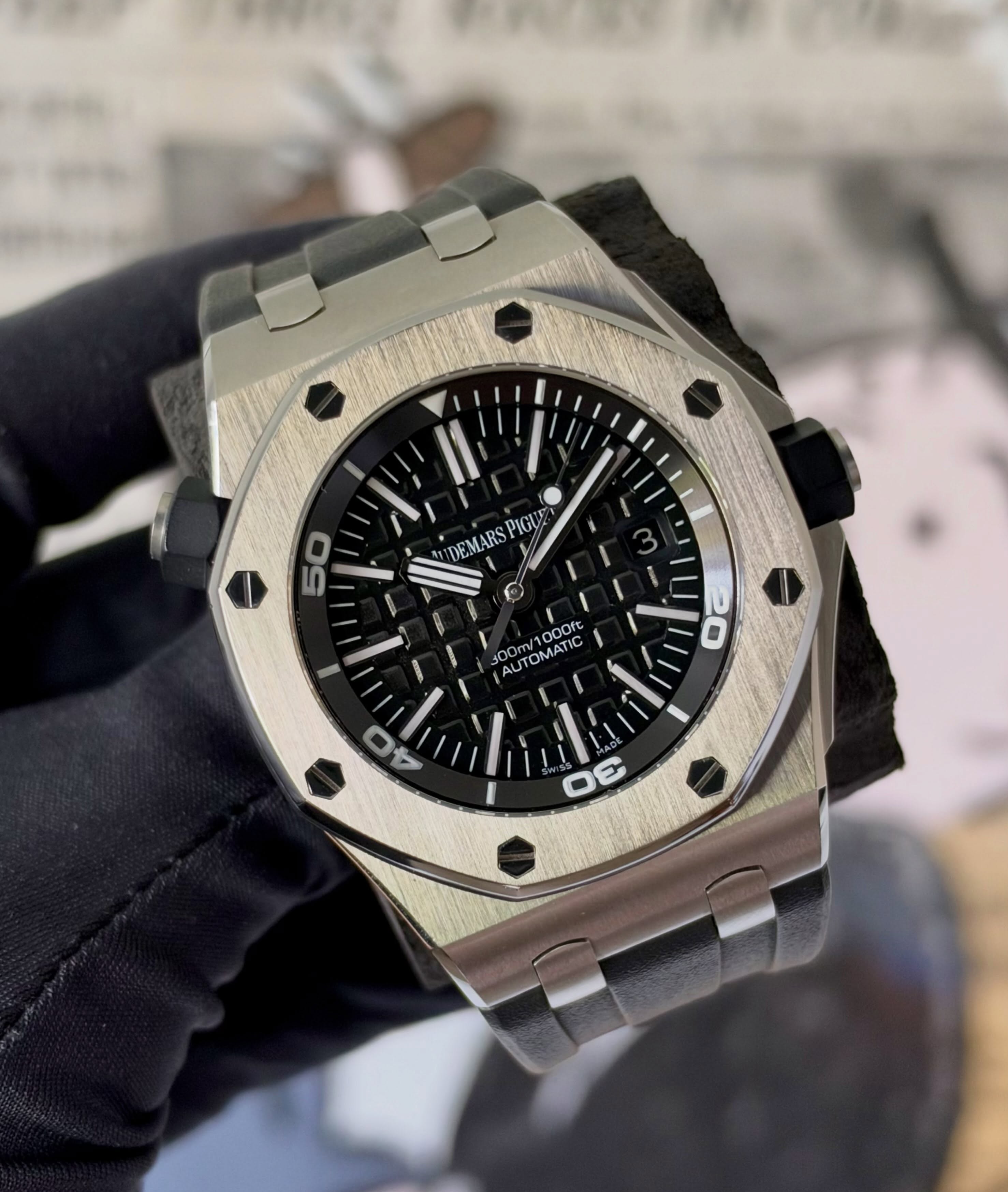 There comes a time when Rolex, Cartier, Breitling and Omega just doesn’t scratch the itch.
AP is the answer for my serious collector clients and most of the watch enthusiasts out there. For the same money as a Rolex Sprite GMT you can enter into the AP brand and evolve to haute horology.
.
Available now 📲DM to make it yours.
.
Time Trades 📍 Pinehurst North Carolina
📲 (910) 690-4728
💻 www.timetradesllc.com
#timetrades #audemarspıguet #watchdealer #pinehurst #luxurywatchpinehurst