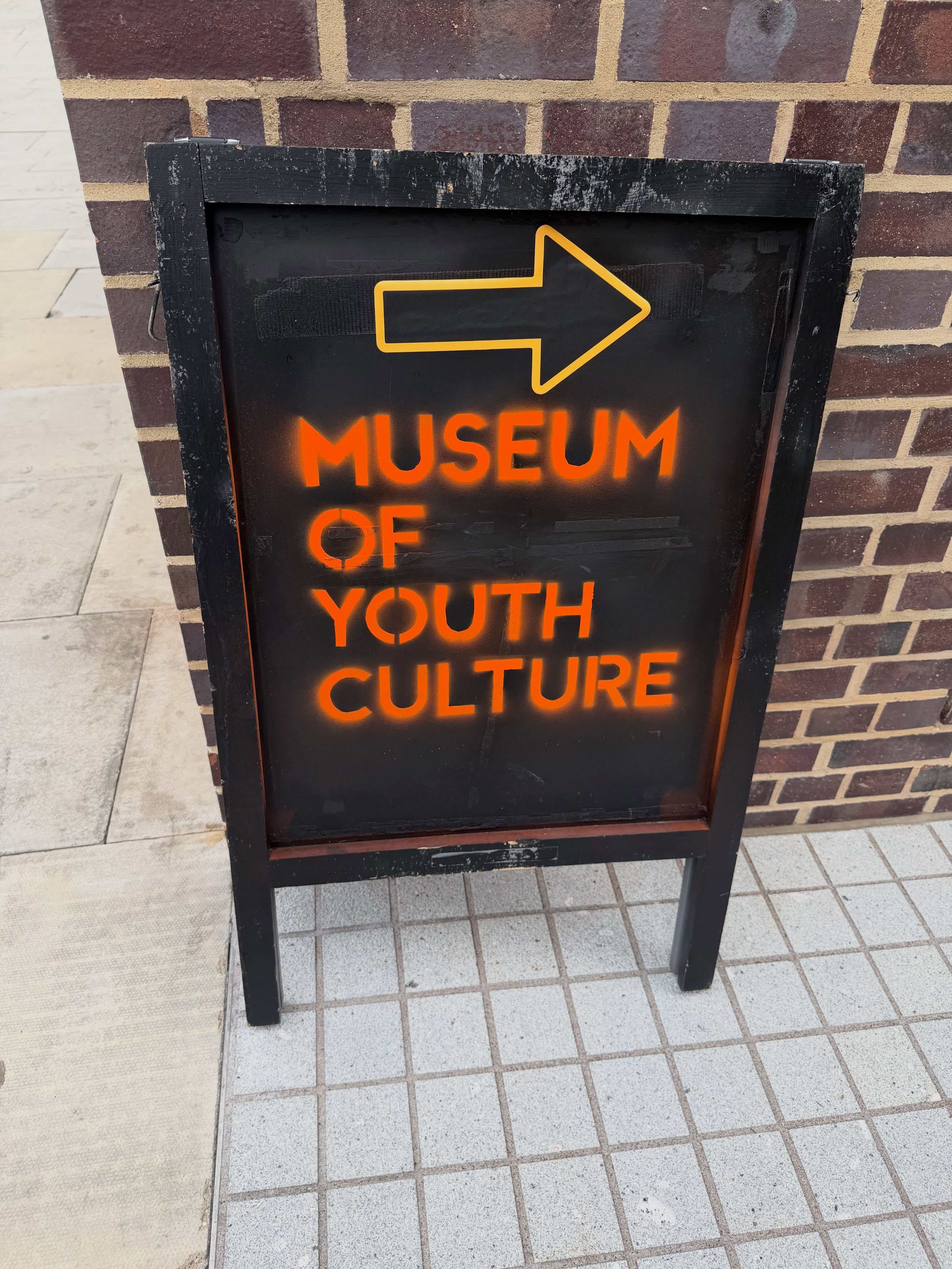 Thanks for the nice visit @museumofyouthculture !