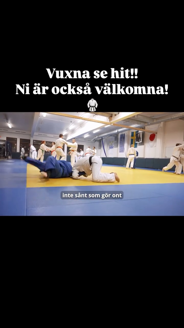 🥋 BYT SOFFAN MOT MATTAN! KOM OCH BÖRJA MED JUDO FÖR VUXNA I LIDKÖPINGS BUDOKLUBB! 🥋
Har du funderat på att komma igång med träningen igen? Vill du bli starkare, smidigare och få bättre kondition – utan att behöva stirra på samma löpband vecka efter vecka?
Då är judo för vuxna något för dig!
📅 Vi startar höstterminen den 25 augusti och välkomnar både nybörjare och tidigare utövare. Du behöver inte vara i toppform – det är därför du kommer till träningen! 😉
💪 Varför träna judo som vuxen eller senior?
✅ Träning för hela kroppen
✅ Förbättrar balans och koordination
✅ Ökar styrka, rörlighet och kondition
✅ Utmanar både kroppen och hjärnan
✅ Minskar stress och ger ny energi
✅ Fantastisk gemenskap och nya vänner
Judo är mycket mer än en kampsport. Det är en träningsform där du utvecklas i din egen takt och där respekt, samarbete och glädje står i centrum.
👨🦳👩🦳 Är du senior?
Då är du extra välkommen! Judo handlar inte om att vara ung eller extremt vältränad. Många uppskattar judons fokus på balans, kroppskontroll och rörelseglädje. Träningen anpassas efter individens förutsättningar och erfarenhet.
✨ Oavsett om du är 25, 45, 60 eller äldre är det aldrig för sent att börja med något nytt.
🥋 Kom som du är – vi hjälper dig att komma igång!
📍 Lidköpings Budoklubb
📅 Start 25 augusti
Välkommen till en klubb där gemenskap, hälsa och personlig utveckling går hand i hand. Vi ses på mattan! 💙💛
#LidköpingsBudoklubb #JudoFörAlla #Motionsträning #Seniorträning #TräningFörLivet Lidköping Budo KomIGång Hälsa Gemenskap 🥋💪