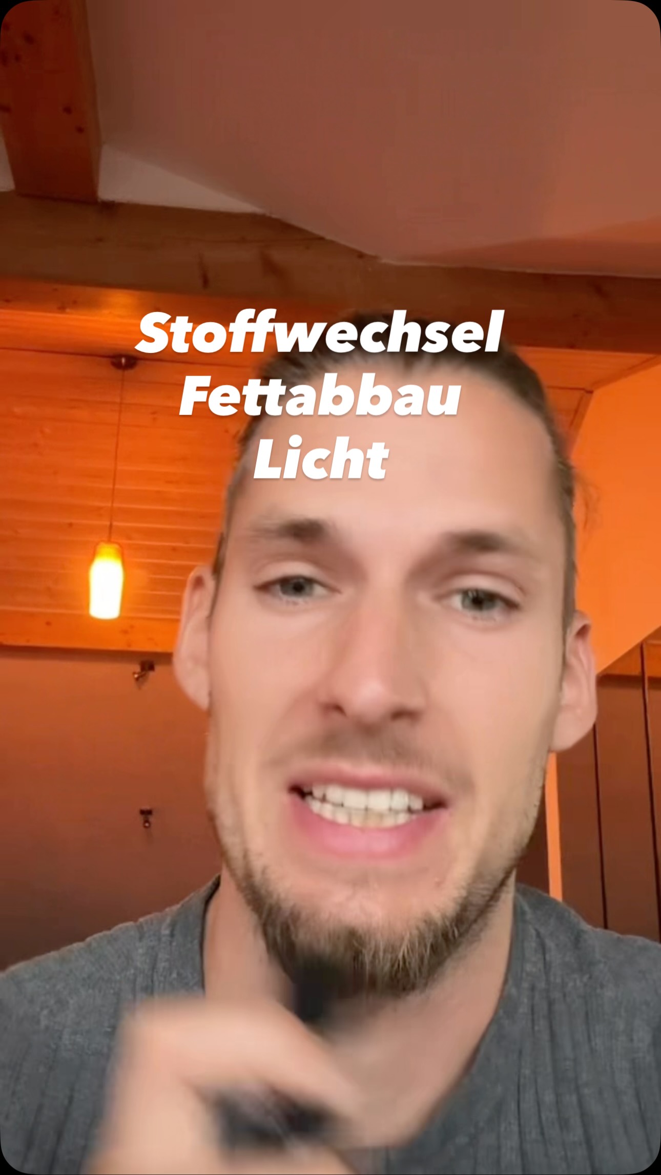 Licht, Stoffwechsel und Fettabbau
Stoffwechsel, Philip Möhrle, GesundheitsPhi, Workshop, Schwarzwald
#gesundheit #fettabbau #kalorien #abnehmen #stoffwechsel