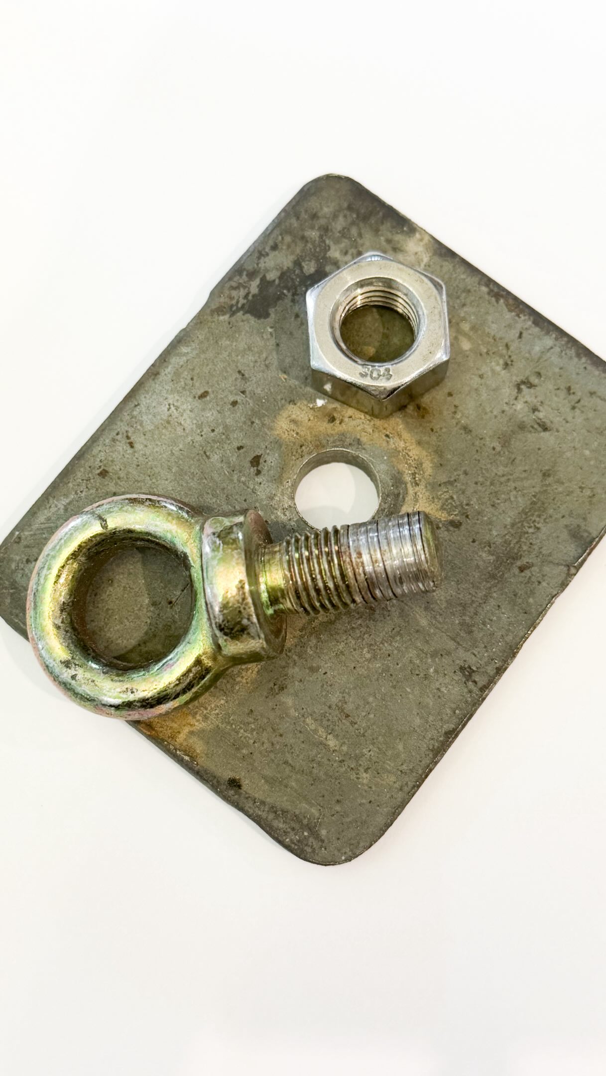 THAT ONE NUT COULD BE THE DIFFERENCE BETWEEN WALKING AWAY AND NOT. 🏁
Not all hardware belongs on a race car.
Finn’s showing us a harness anchor point where a stainless nut has been used, and the threads have been severely damaged.
There’s barely any thread left holding that connection together.
Now think about what that anchor point is supposed to do when things go wrong at speed.
That’s your safety harness. That’s what’s meant to hold you in place.
There’s a reason we take hardware selection seriously, especially when it comes to safety-critical components.
Use the correct grade. Use the correct hardware. Don’t take shortcuts with safety.
Got concerns about your race car’s mounting points or fabrication?
📞 Call Tim on 021 523 012
📍 Shores NZ Fabrication | Henderson
#MotorsportSafety #RaceCarFabrication #RollCages #MotorsportNZ #shoresnz