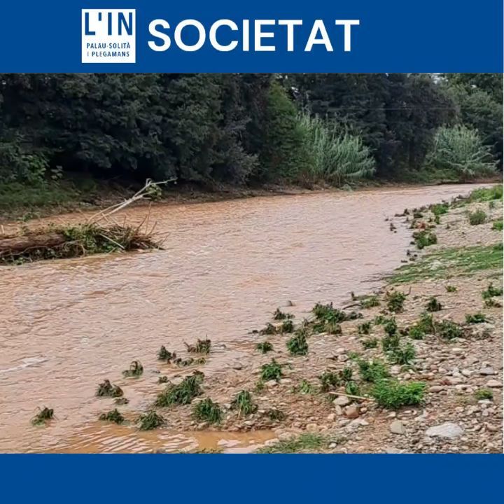 METEOROLOGIA. L'episodi de pluja que hem tingut aquesta passada nit ens deixa un paisatge amb l'aigua com a protagonista. La Riera de Caldes i les rieres que travessen el poble s'han convertit en un espectacle inhabitual que atreu força curiosos.
Tot i que s'han aixecat les restriccions, cal estar alerta a l'hora de circular per camins i carrers, ja que el terreny esta força humit i en molts llocs inestable. Cal també atendre les indicacions de la Policia Local i dels serveis d'emergència per evitar ensurts.
@ajpalauplegamans @policiapsip @protecciocivilpsip @adfpalaudeplegamans #Psip #Palausolitaiplegamans