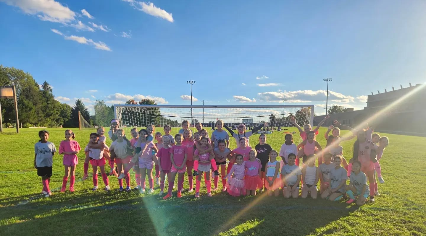 The U10 teams joined forces for a PINK OUT at practice.