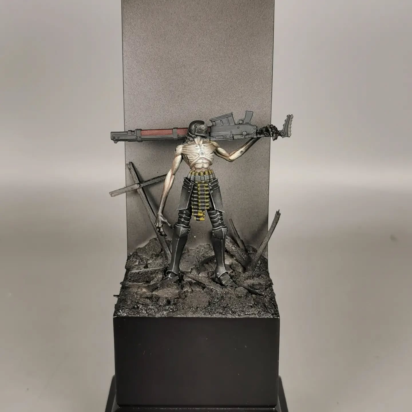 WiP Trench Crusade !
Figurine perso !
#paintingminiature
#trenchcrusade
#trenchpilgrims
#grimdark
#crimsonchalice