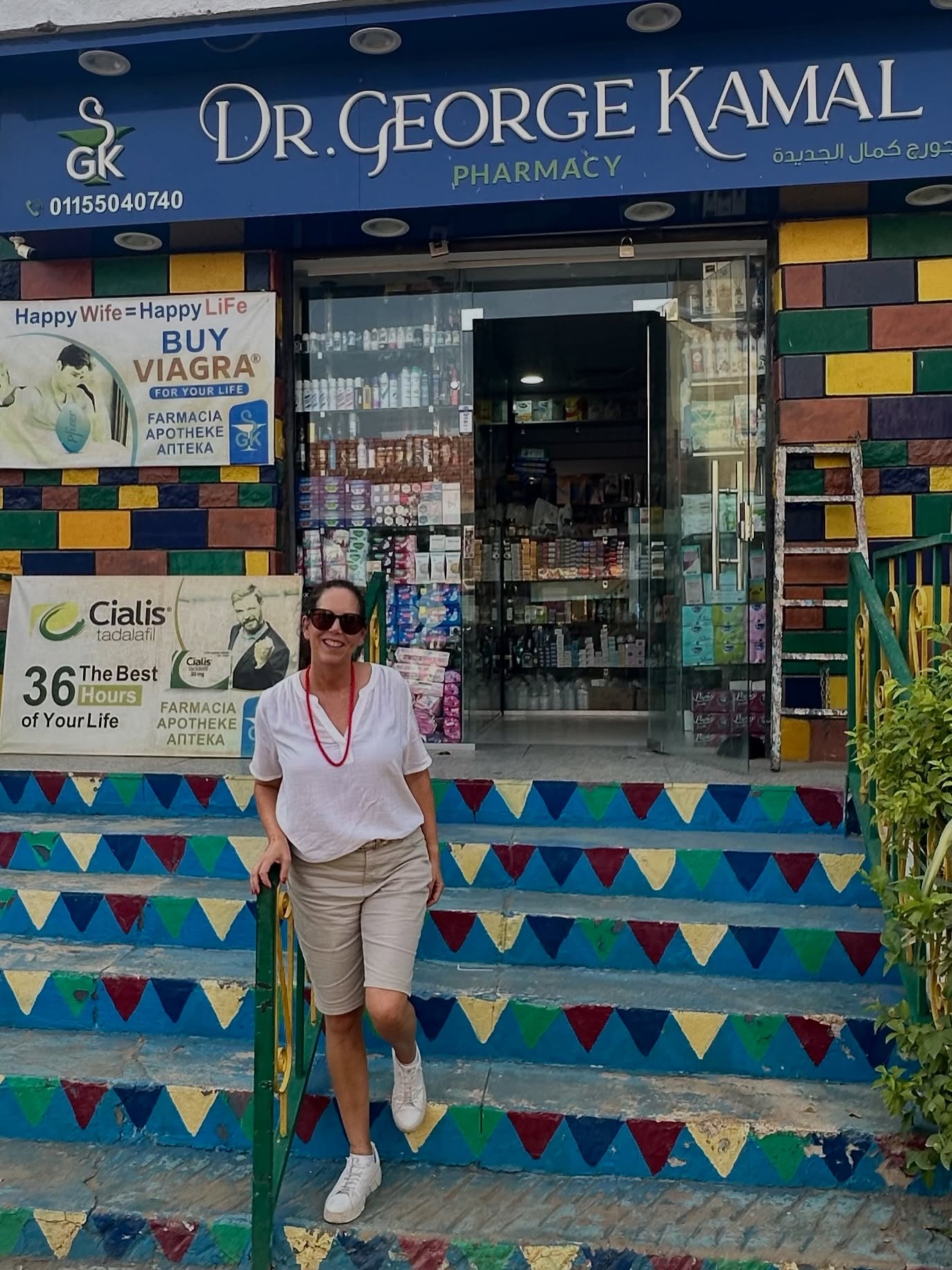 Wer kennt‘s? Einmal Apothekerin - immer Apothekerin … ich muss wirklich JEDES Mal unbedingt auch in eine Apotheke, wenn ich im Ausland bin…😎
#apothekerin im #urlaub
#pharmacy #dasmussichgesehenhaben