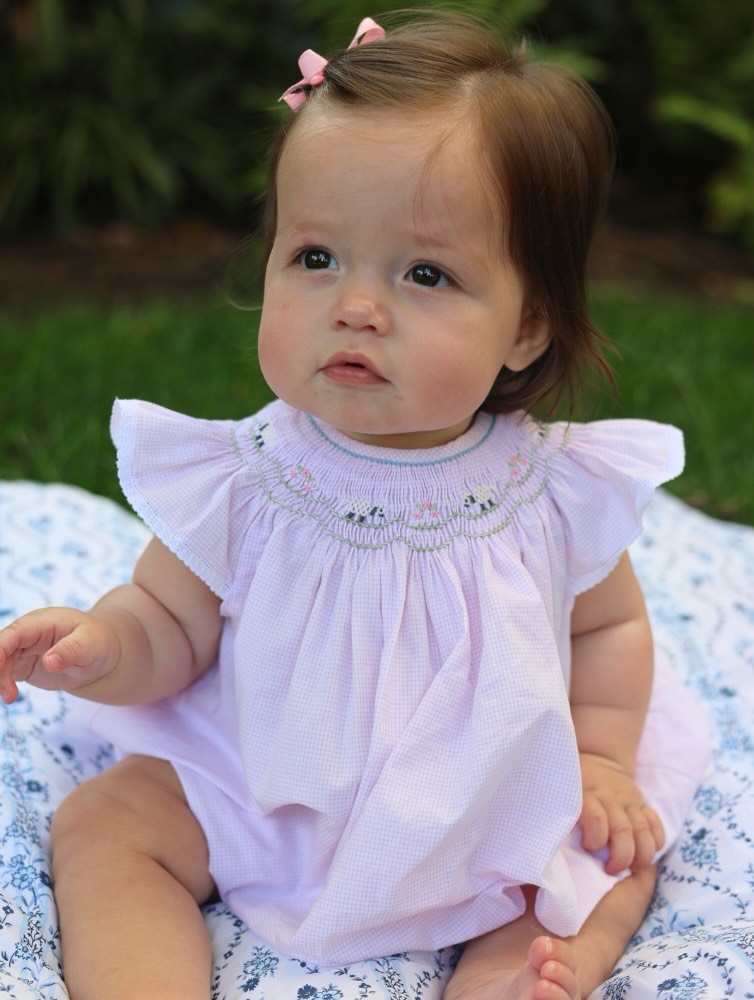 Mary Frances Monday 🤍💕
Sewn by @abbeypmarshall
#ccpmaryfrances #sewingforgirls #bishopbubble