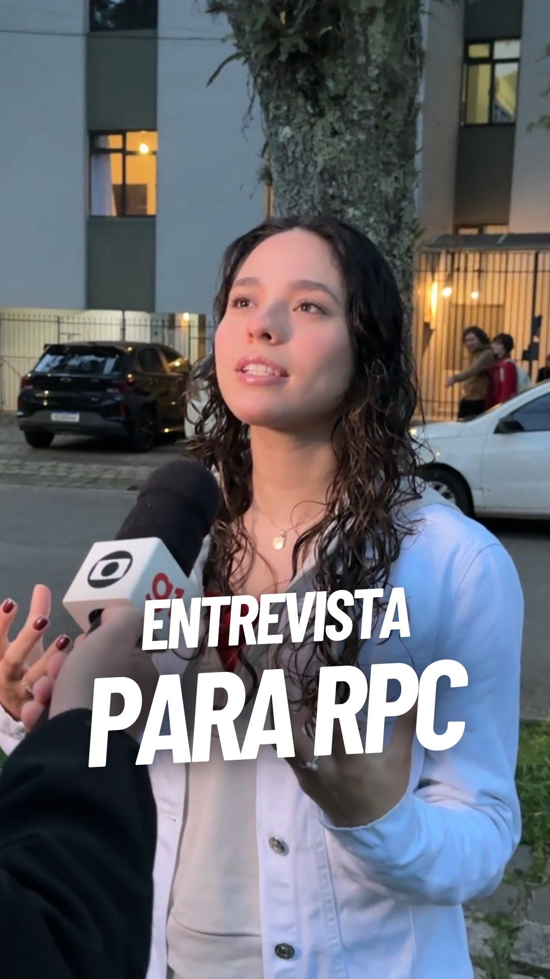 Ser a deputada mais votada do Paraná traz uma imensa responsabilidade e um respeito profundo por cada voto que recebemos. Agora o nosso foco total é ir de cabeça na campanha do presidente Lula. Vamos colocar os materiais na rua, vamos agir com força nas redes sociais e vamos mobilizar.
Na Câmara Federal vamos fazer um mandato combativo na defesa da educação. Sabemos que a situação no Congresso não está fácil mas a nossa voz nunca vai se calar diante dos retrocessos.
