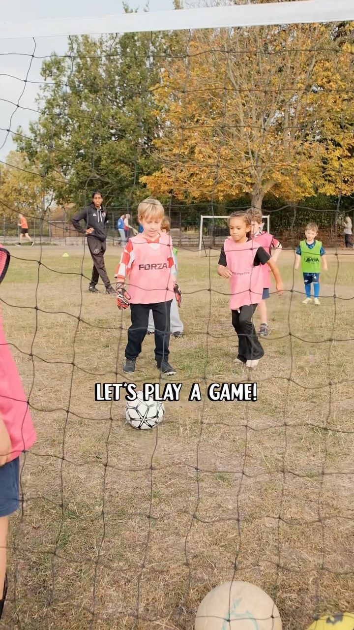 We run so many funn games at our FunnFootball sessions every weekend! 🥳
Why not get involved!