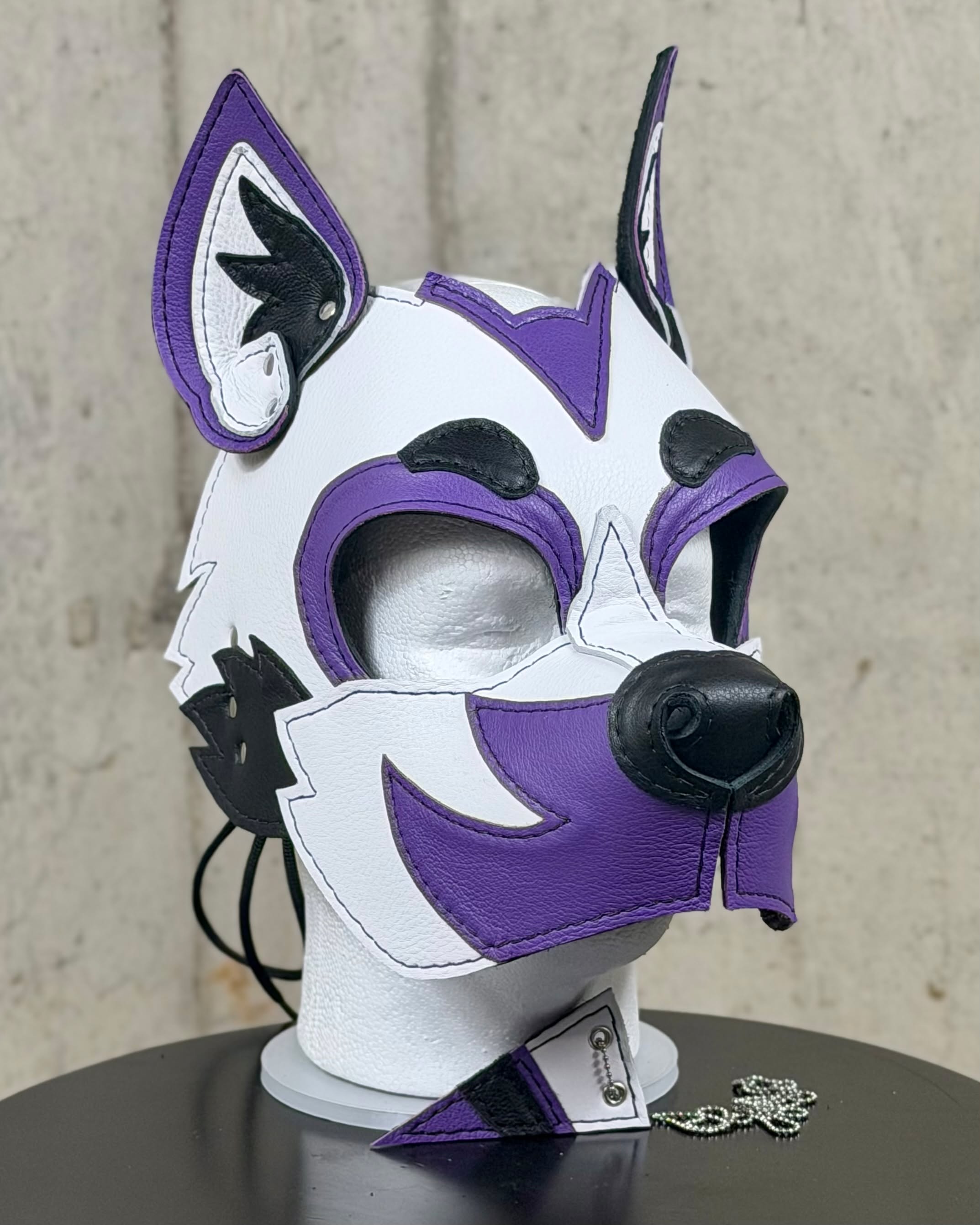 Partial custom Shiba Inu for Pup Saint!🔥
https://scrapyardleather.com
#scrapyardlthr #scrapyardleather #pupplay #petplay #furryfandom