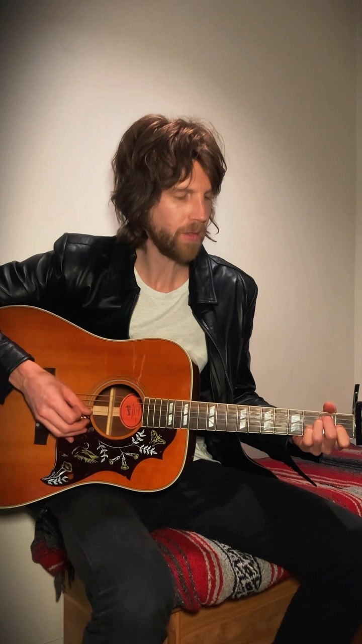 “Hang Me High” is about unapologetically facing up to the consequences of the live you have lived
Released as a single and will also be included on my debut album which is coming soon
#bluesmusic #singersongwriter