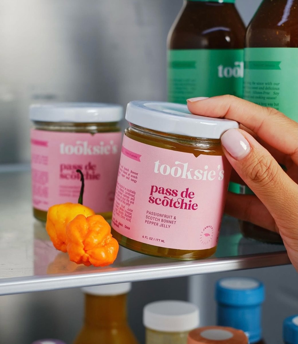 A little sweet heat to start your morning!🔥💖
The perfect addition to a charcuterie plate, your eggs and avocado toast, and many more!✨ The possibilities are endless with @tooksies 😝
#Locale #LocaleJamaica #ThePinkBuilding #CuratingCaribbeanCool
