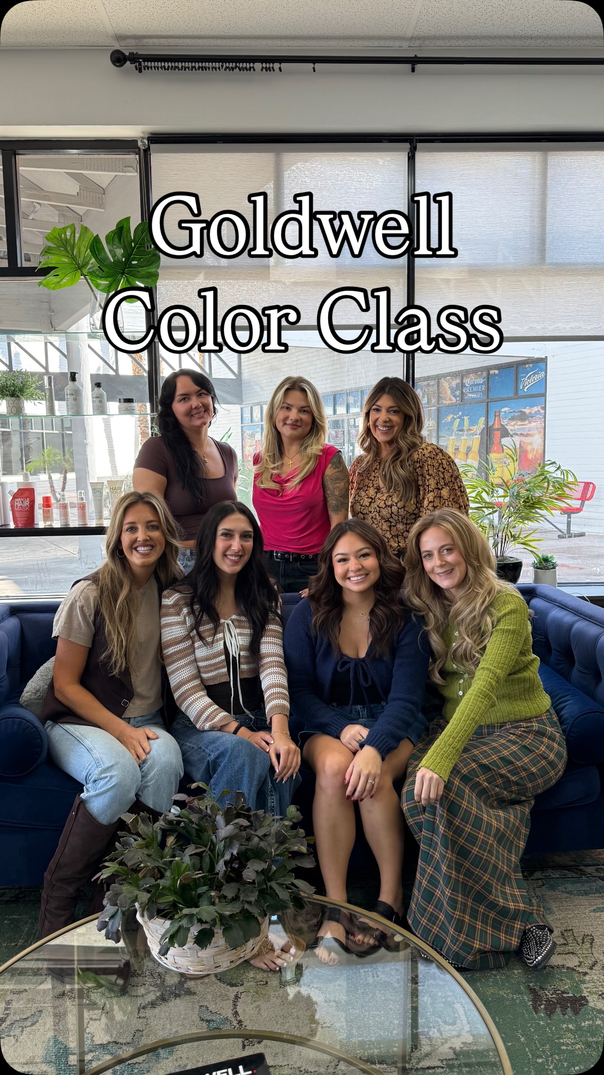 Happy Tuesday babes! Our team is excited to be learning and staying ahead of the latest color techniques with @goldwellcolor . Continuing our education means bringing you even more beautiful hair. 🖤✨
#Goldwell #GoldwellColor #sohohairbar #HairColor #SalonEducation