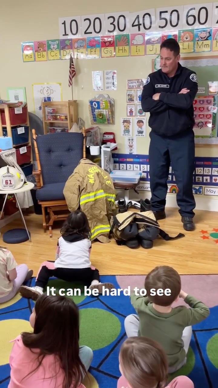🚒🧯#Firesafety is a big deal in our classroom. We love it when our local firefighters come spend time with the kids. No reason to be afraid! Firefighters are our friends 🙌 #preschool #prek #classroom #firefighter