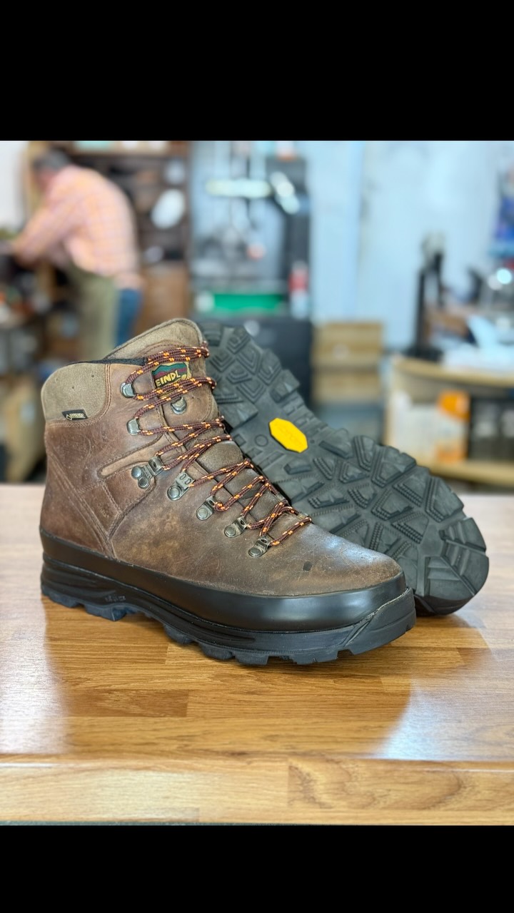 We are getting a lot of enquires about Meindl boot repair at the moment. A common problem on older boots is the original midsole starts to break down before the outsoles are worn out.
Unfortunately when this happens we have to completely remove the old sole. This customer chose to get the randing replaced at the same time as the rubber was starting to crack.
☑️ Complete strip down
☑️ New rubber randing
☑️ New Vibram sole
☑️ Waxed and new laces
☑️ Repairs by post or instore
#meindl #meindlboots #repairifyoucare #vibramsole #walkingboots